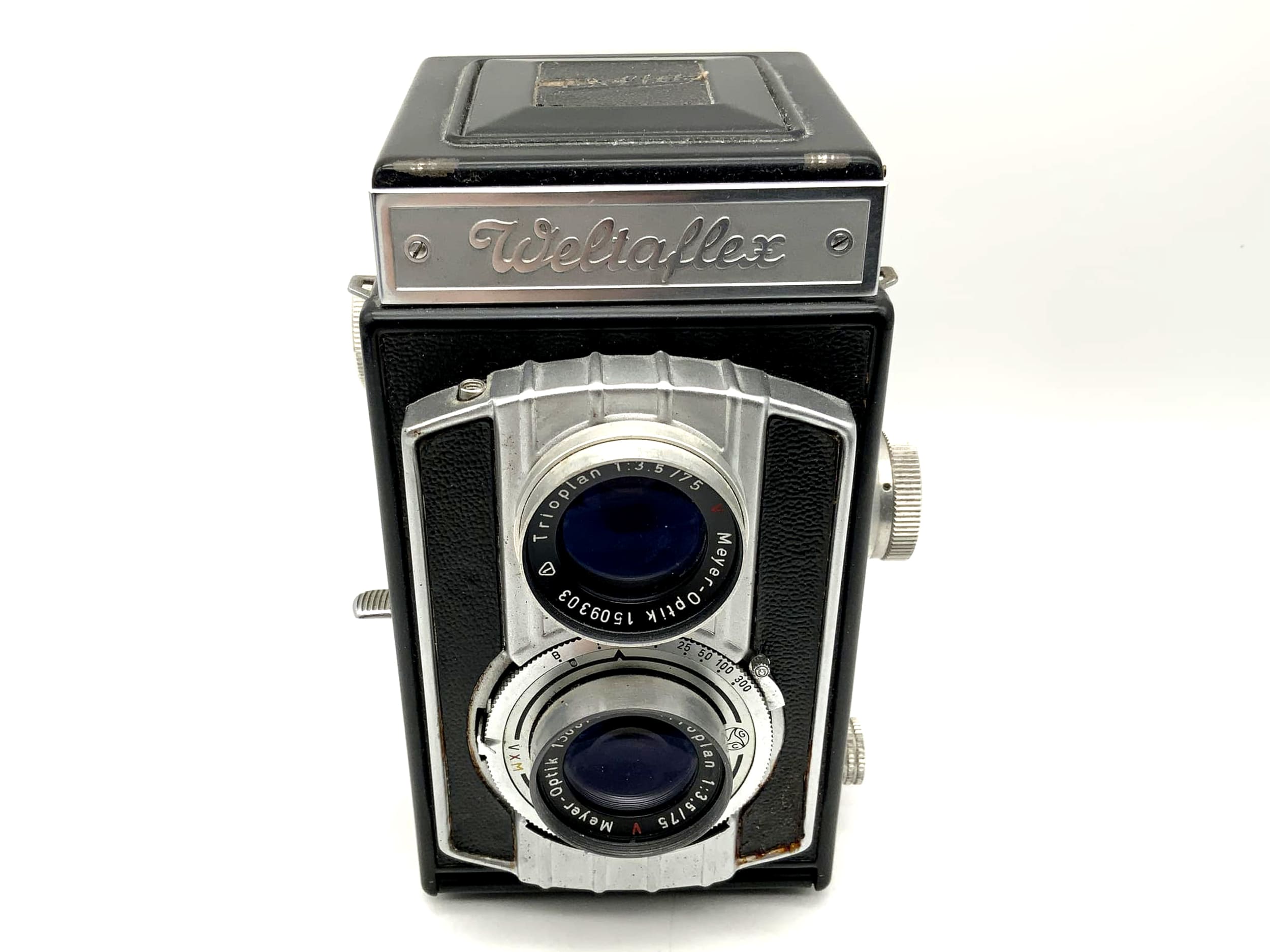 Welta Weltaflex TLR with Meyer Optik Trioplan 1:3.5/75 red V Prontor-SVS