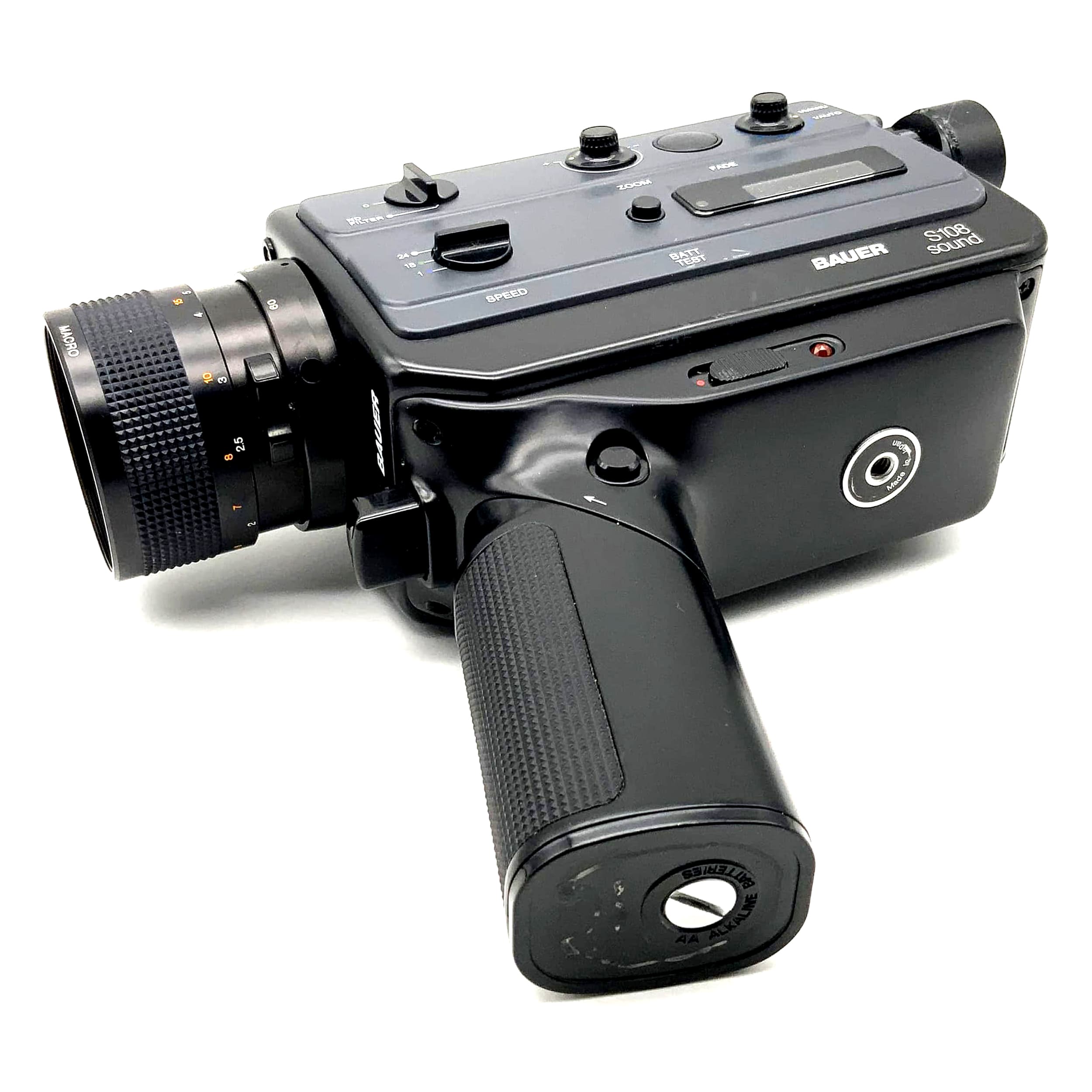 Bauer S108 sound film camera with Neovaron 1.7/7.5-60 Macro Super 8 camera
