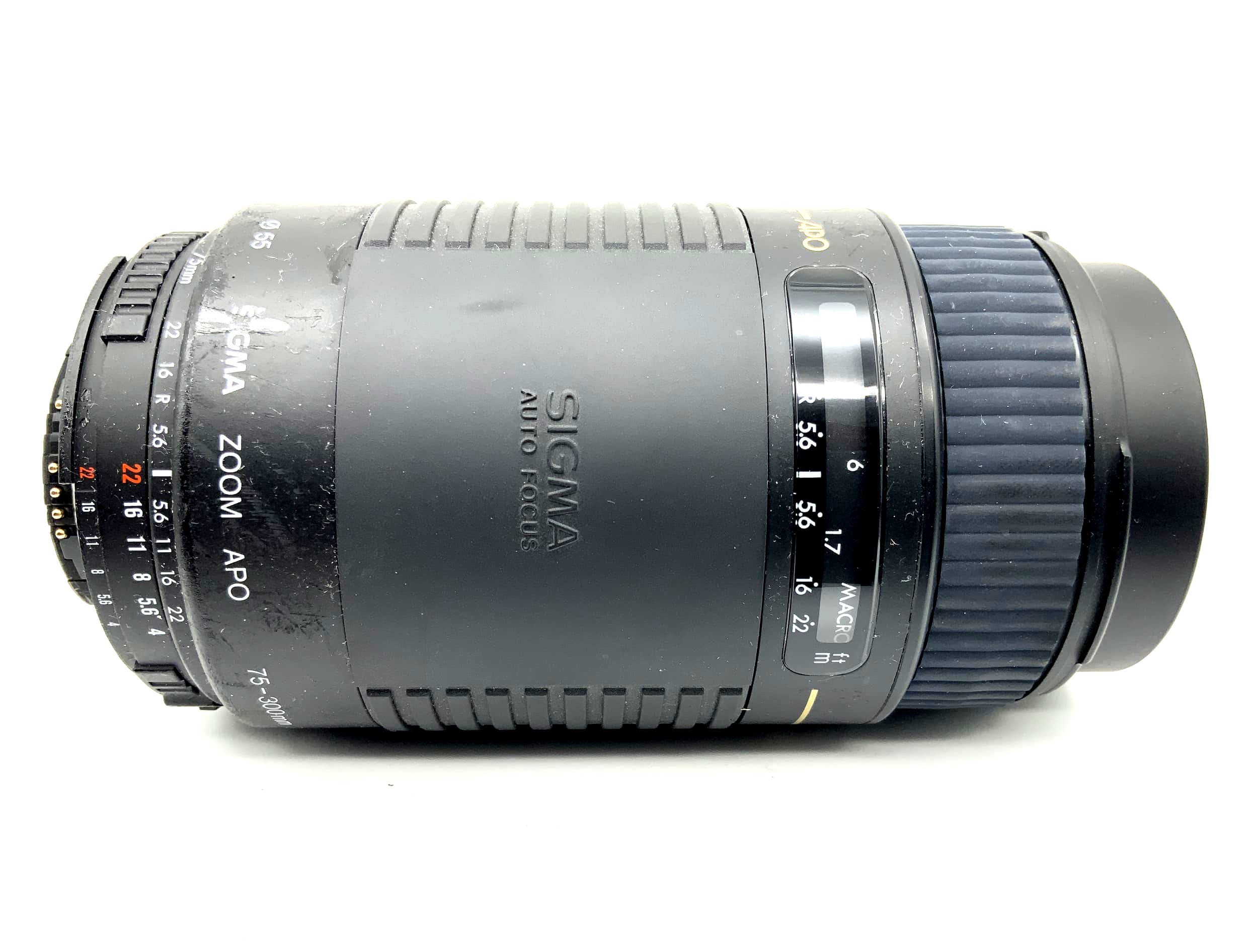 Sigma 75-300mm 1:4-5.6 Lens Zoom APO Camera Lens (Nikon AF)