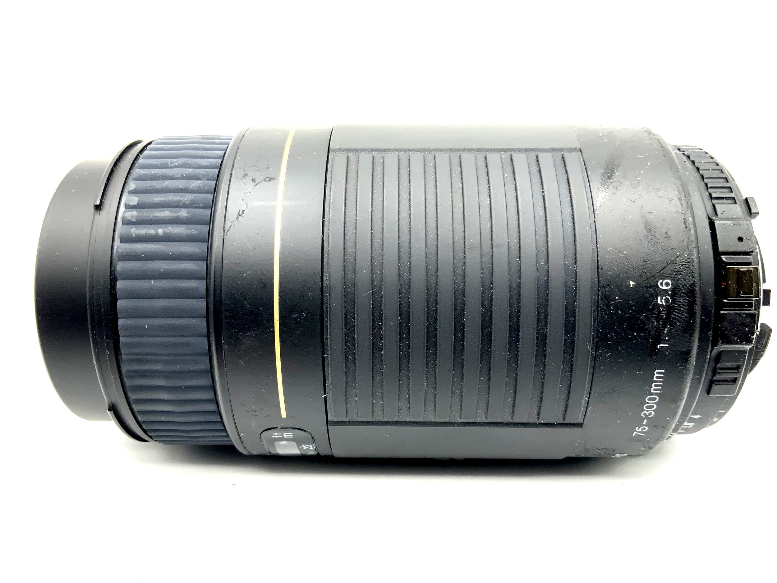 Sigma 75-300mm 1:4-5.6 Lens Zoom APO Camera Lens (Nikon AF)