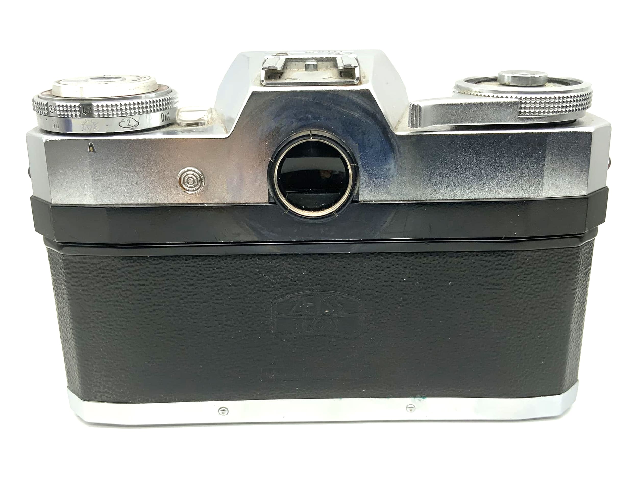 Zeiss Ikon Contaflex B 35mm SLR analogue with Tessar 2.8/50 Synchro Compur Body