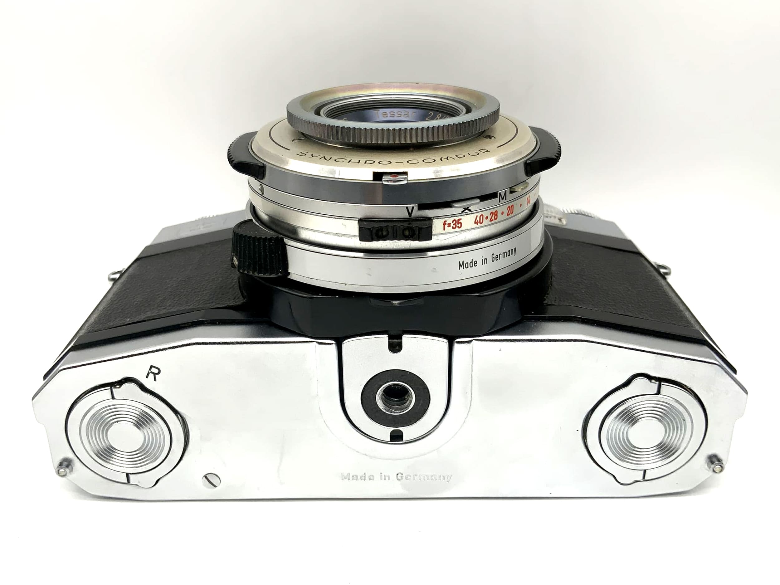 Zeiss Ikon Contaflex B 35mm SLR analogue with Tessar 2.8/50 Synchro Compur Body