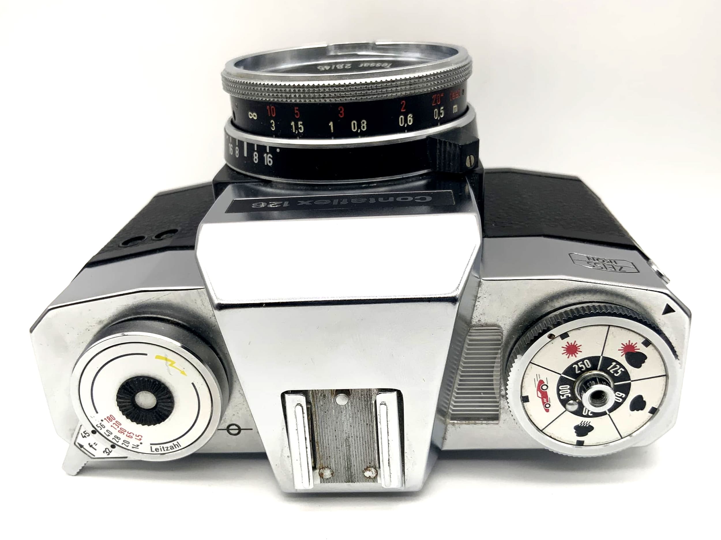 Zeiss Ikon Contaflex 126 35mm SLR analogue with Carl Zeiss Tessar 2.8/45 Body