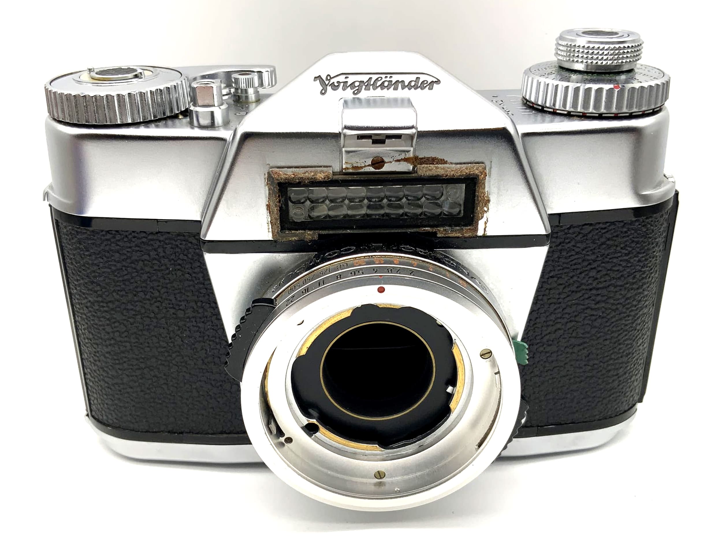 Voigtländer Bessamatic deluxe 35mm SLR analog camera body (DKL)