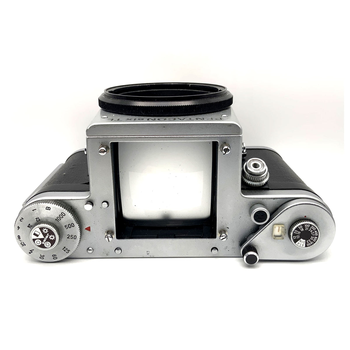 Pentacon six TL 35mm SLR analog camera body (Pentacon Six)
