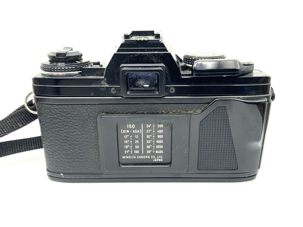 Minolta X-700 35mm SLR analog camera body (Minolta MD)