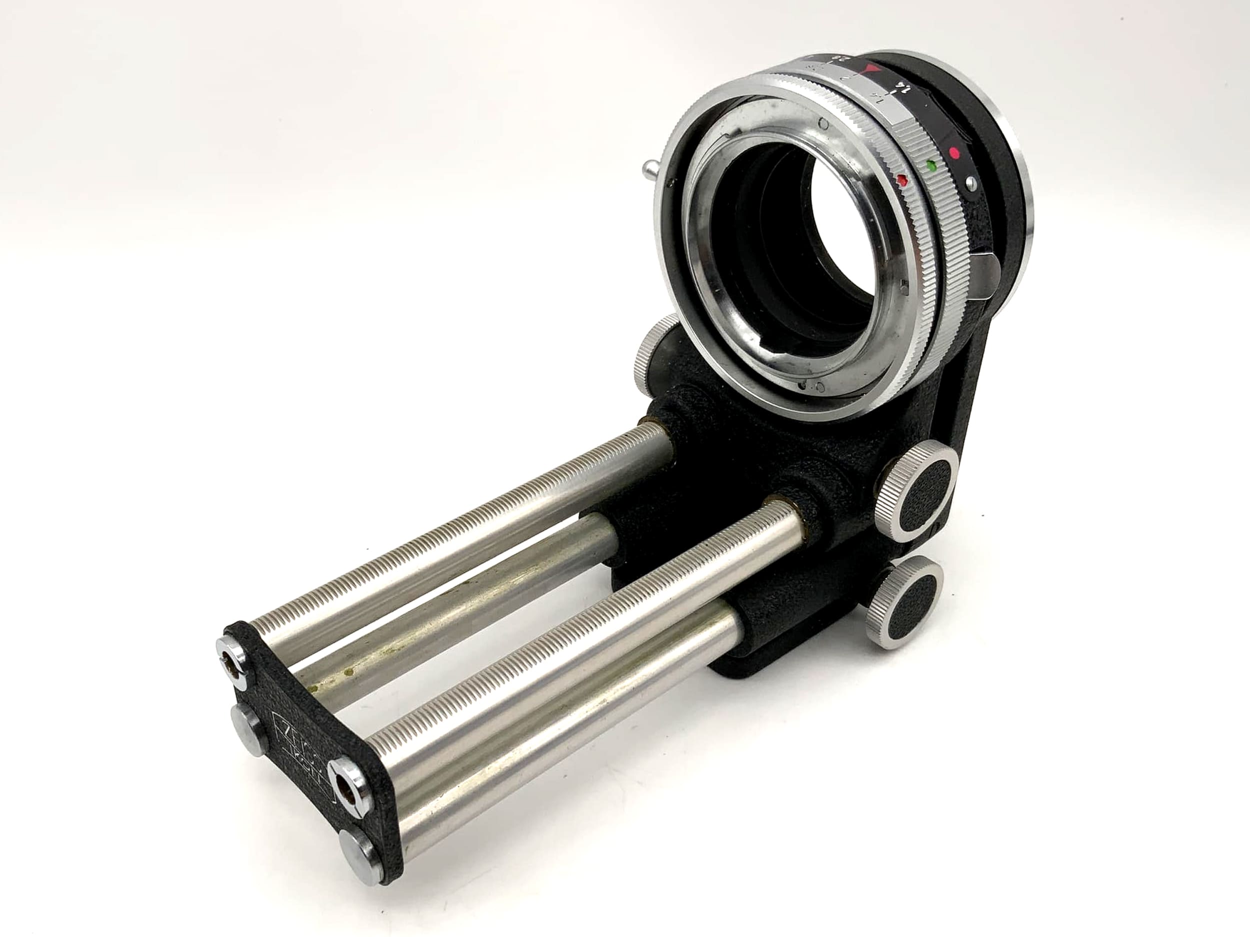 Zeiss Ikon bellows unit, black, with focusing rail (for Contarex)