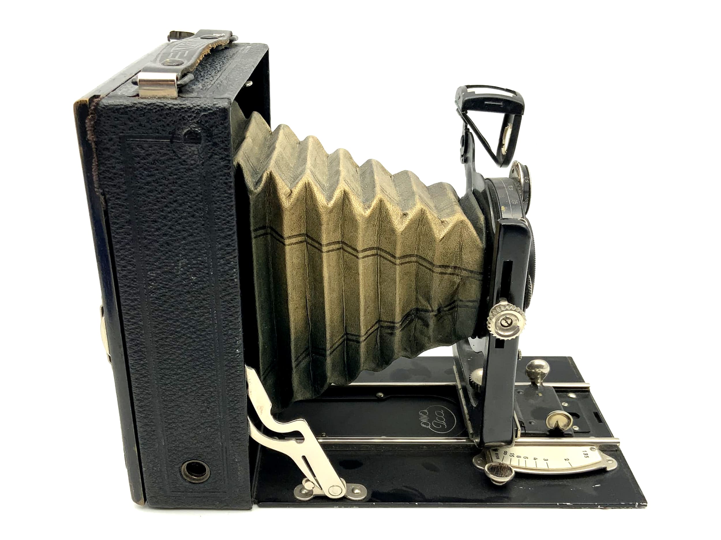 Ica Dresden Volta 146/1 plate camera with Novar Anastigmat 1:4.5 F=13.5cm Compur