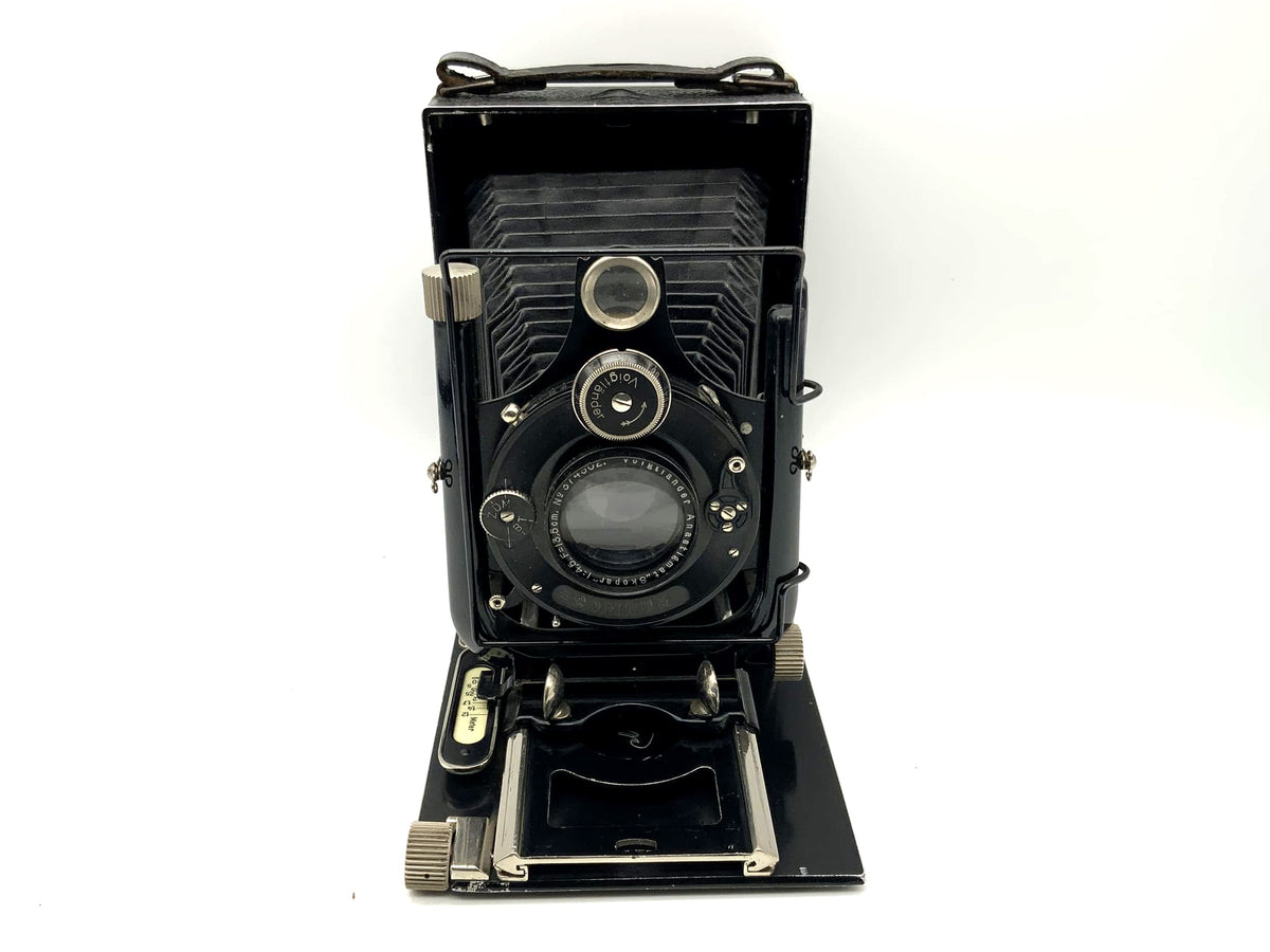 Voigtländer Avus plate camera with Anastigmat Skopar 1:4.5 F=13.5cm Compur