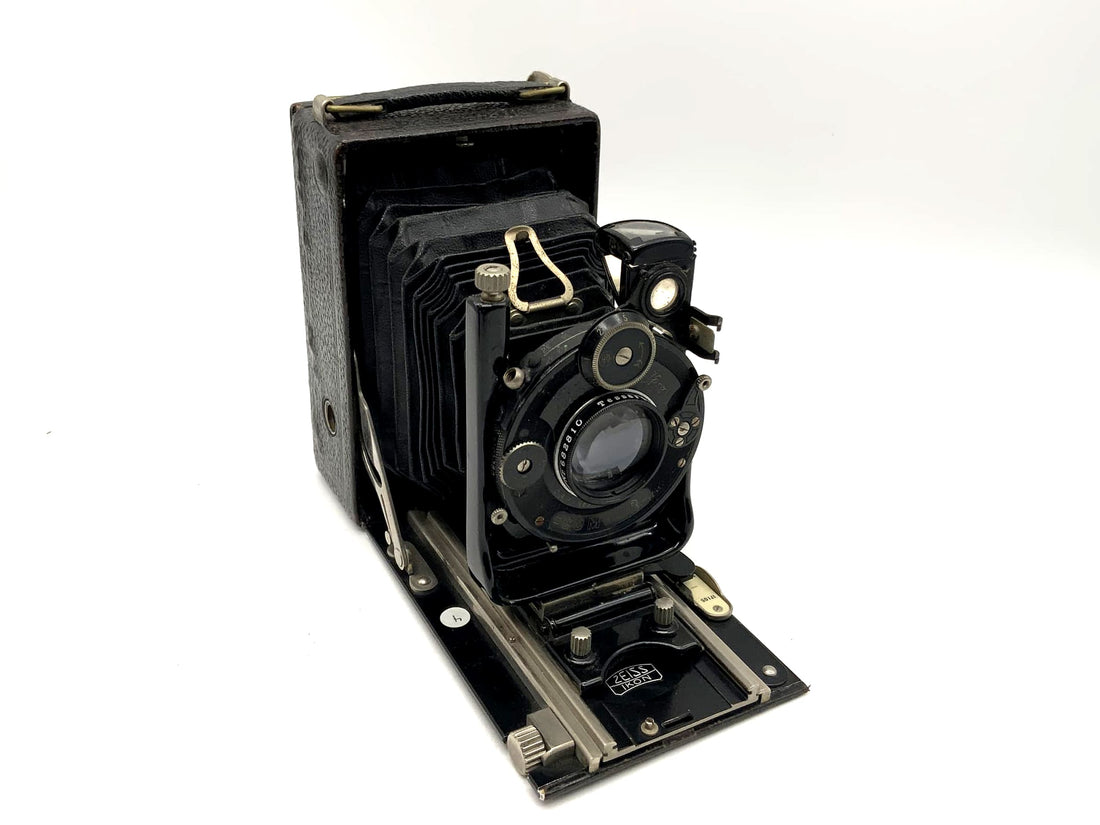 Zeiss Ikon Ica Trona 110 plate camera with Carl Zeiss Tessar 1:4.5/10.5cm Compur lens