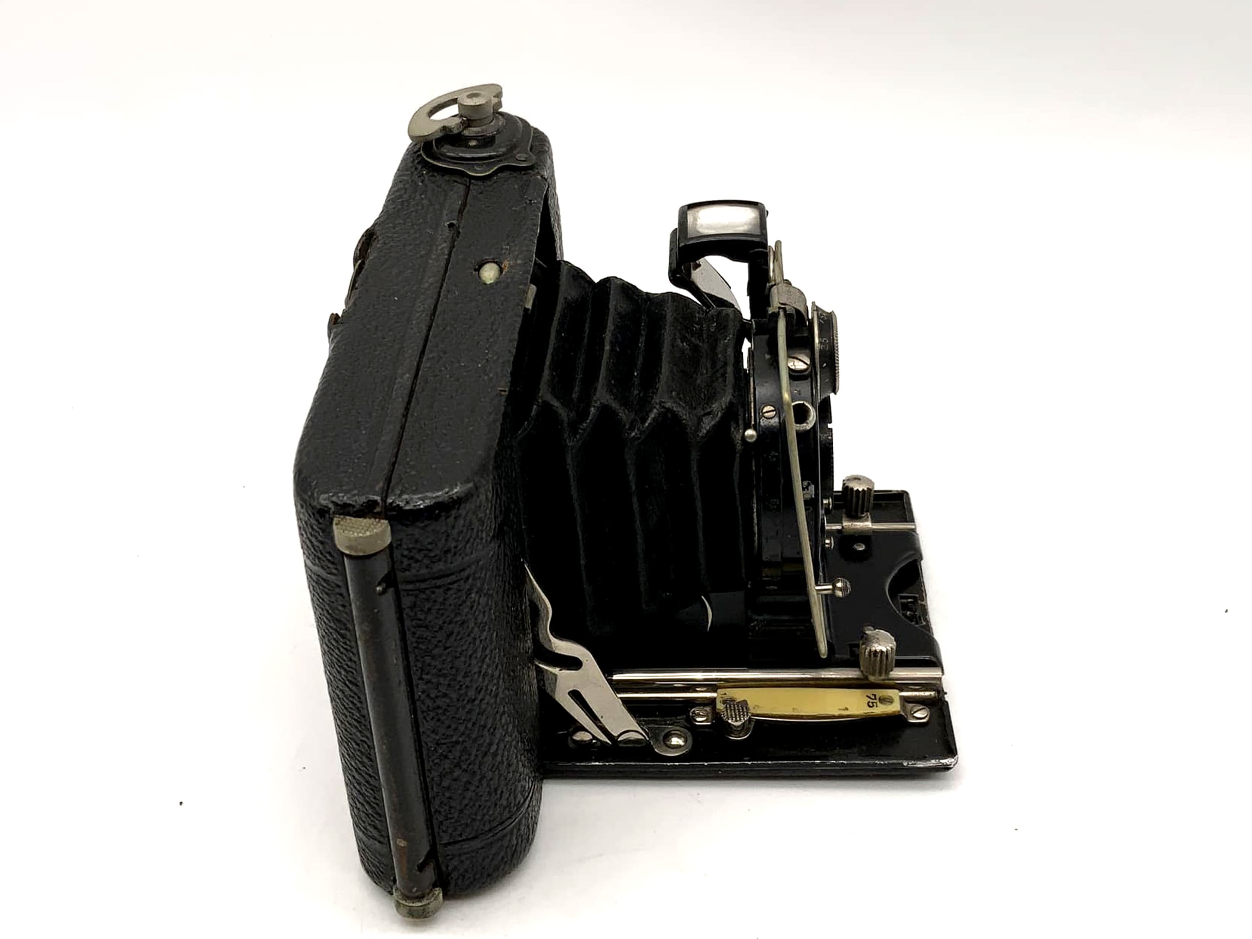 Ica Icarette folding camera with Dominar 1:4.5 F=7.5cm Compur 6x6 analog camera