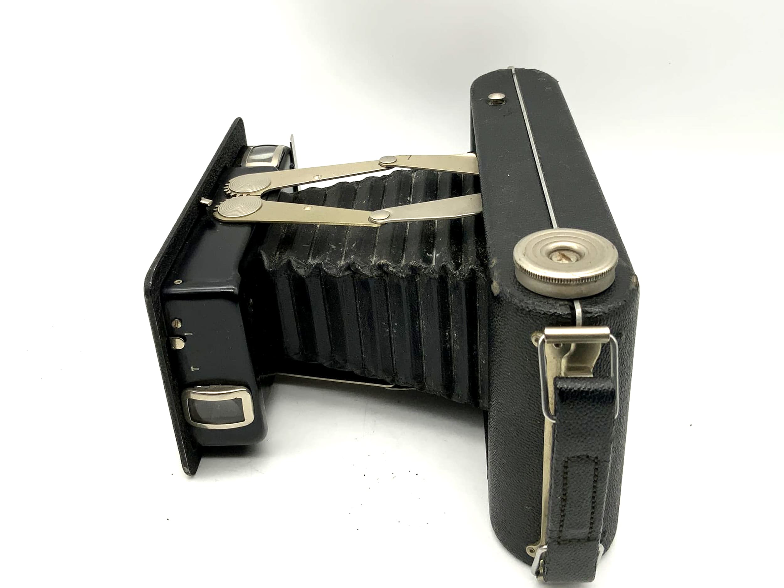 Kodak tiffy Six 16 series II 1940 folding camera with Twindar Lens analogue camera