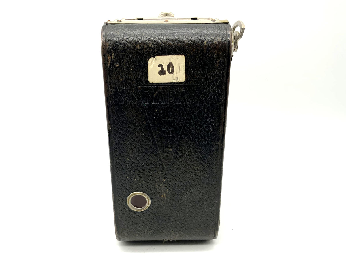 Lumiere Nada folding camera with Nacor 1:6.3 F:10.5cm 6x9 analog camera