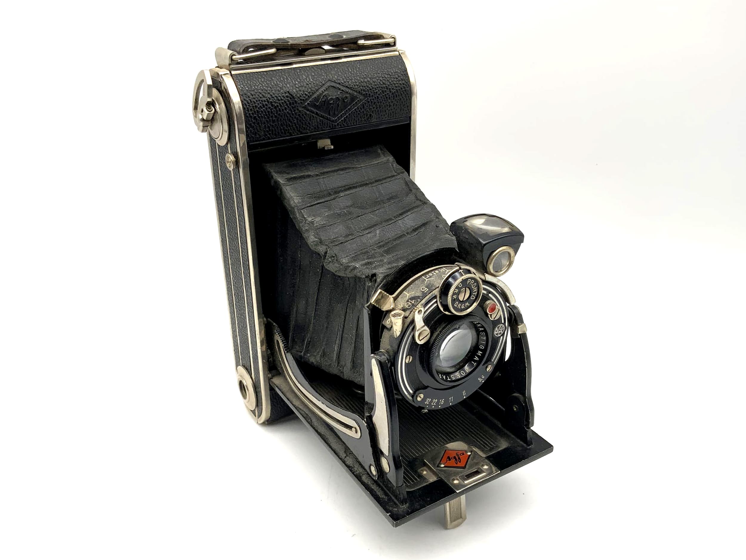 Agfa Billy folding camera with Igestar F:5.6 / 10.5cm Pronto analog camera