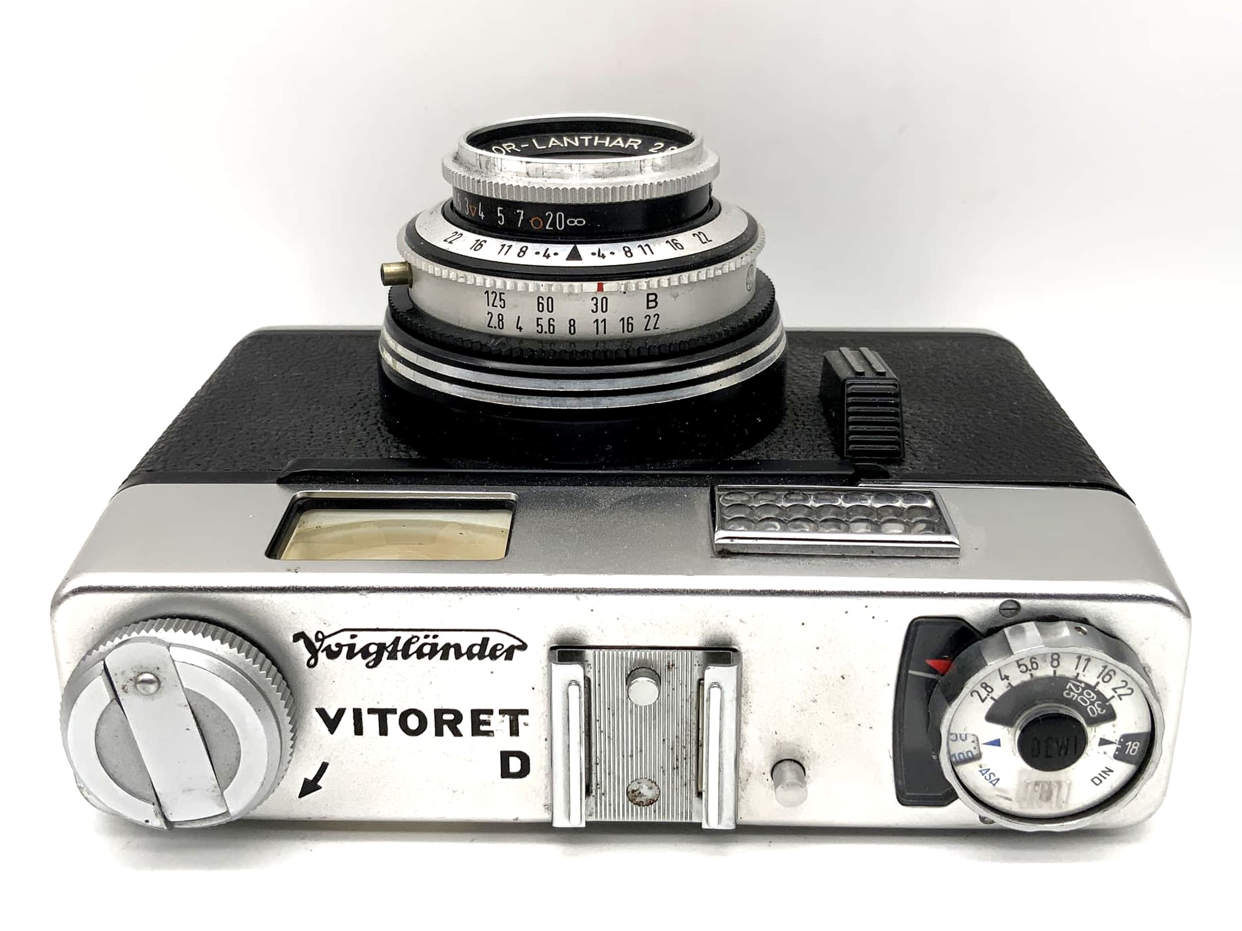 Voigtländer Vitoret D viewfinder camera Color-Lanthar 2.8/50 Prontor 125 analog camera