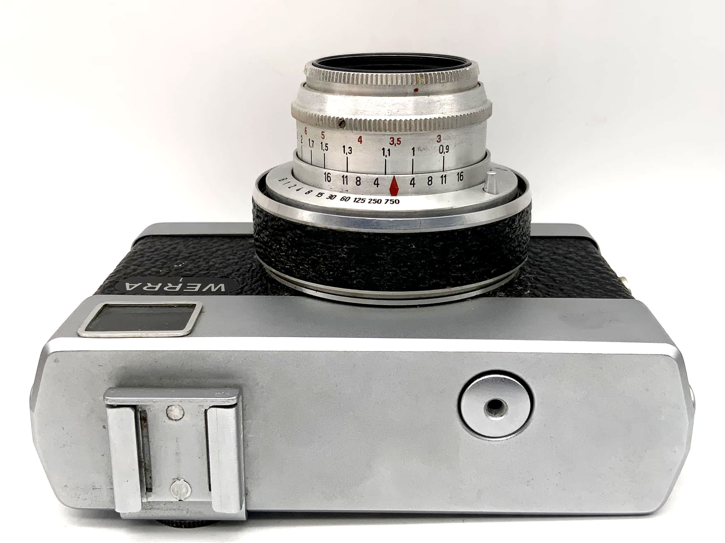 Carl Zeiss Werra 1 viewfinder camera with Tessar 2.8/50 Prestor RVS analog camera