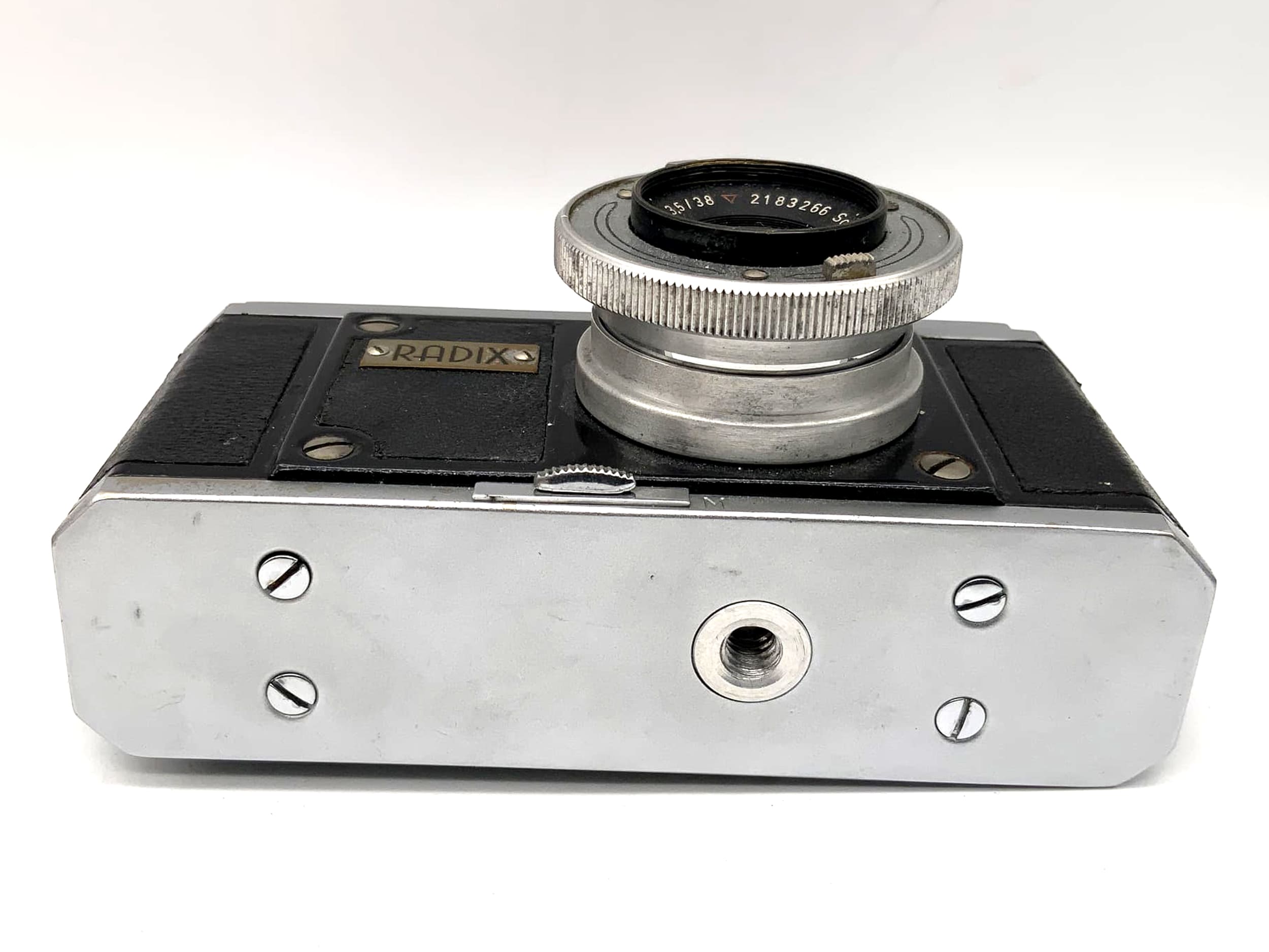 Bilora Radix viewfinder camera with Schneider Kreuznach Radionar 1:3.5/38 analog camera