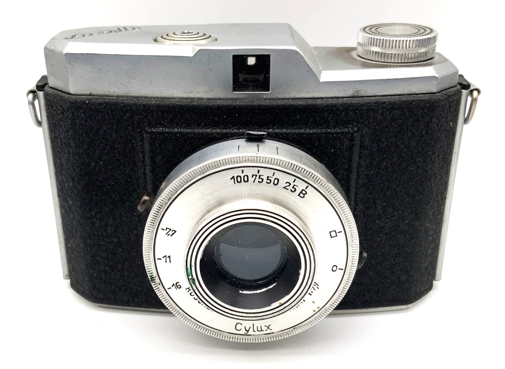 Luxette Cylux viewfinder camera with Cymat 1:7.7 compact camera analog camera