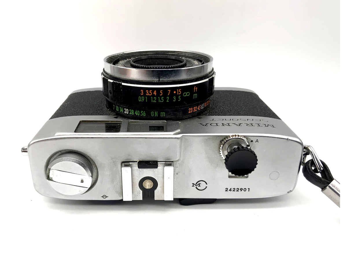 Miranda Sensoret viewfinder camera with Miranda Soligor lens 1:2.8 f=35mm analog camera