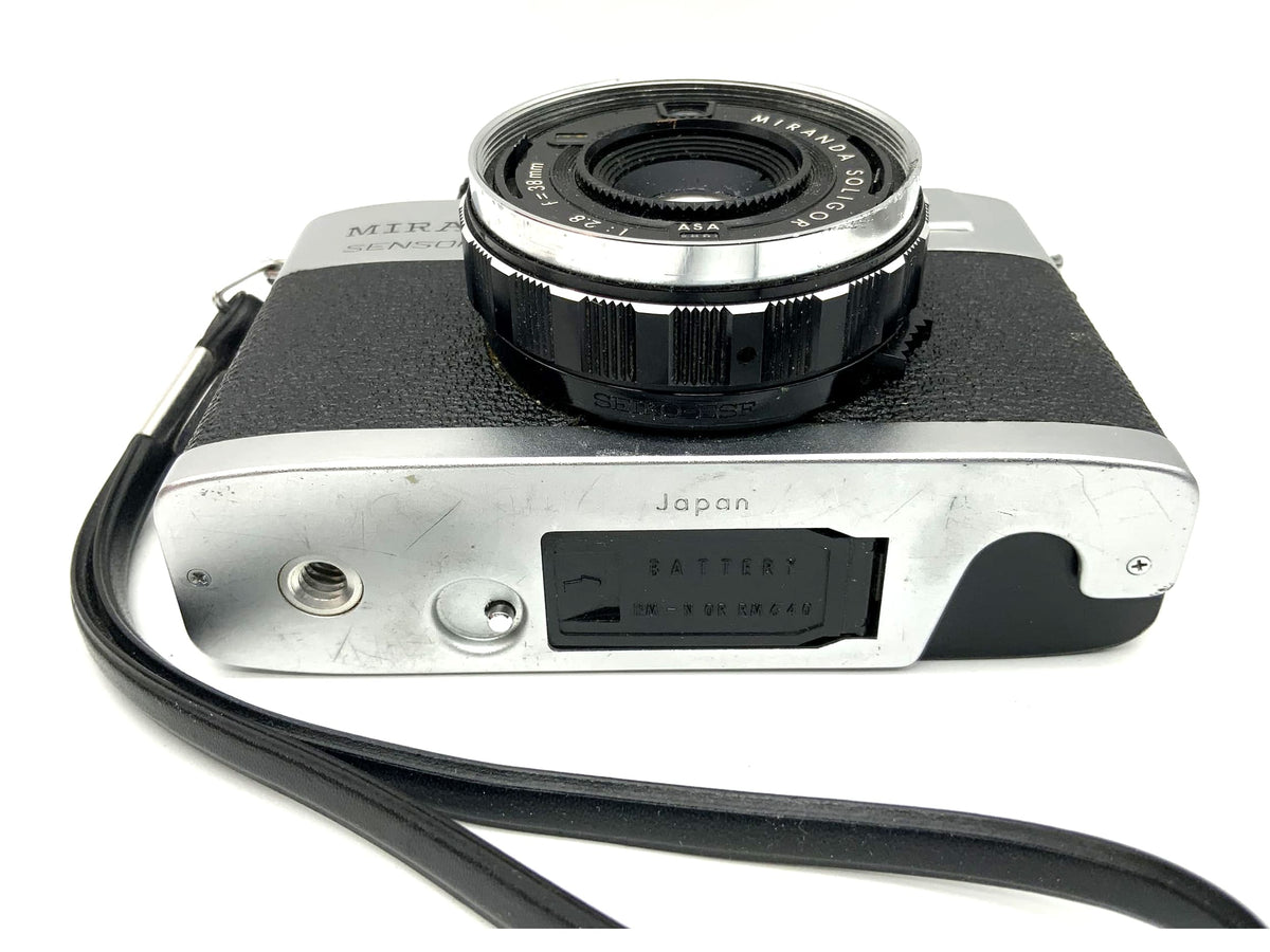 Miranda Sensoret viewfinder camera with Miranda Soligor lens 1:2.8 f=35mm analog camera