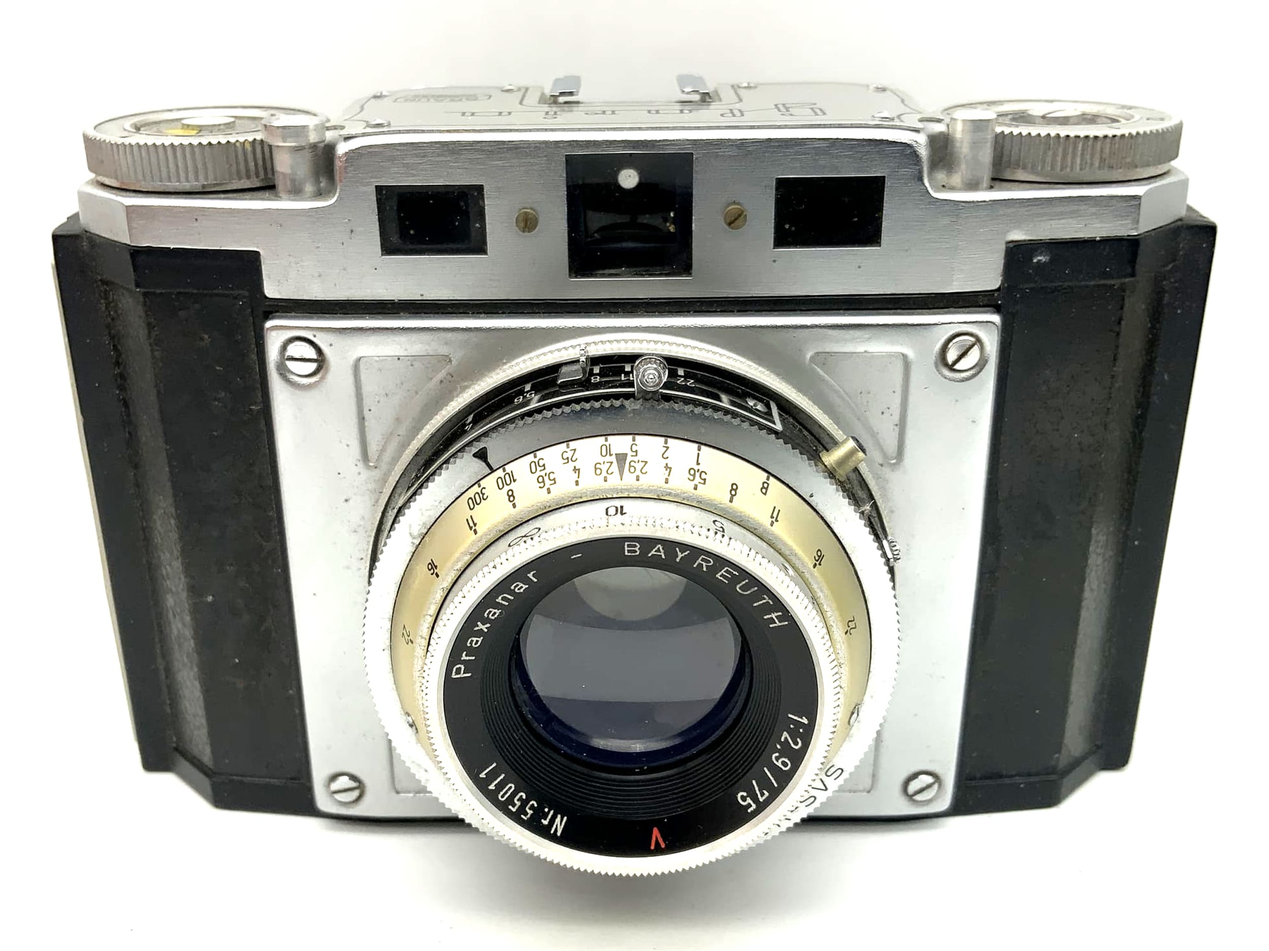 Braun Gloria viewfinder camera with Praxanar 1:2.9/75 red V Prontor-SVS analog camera