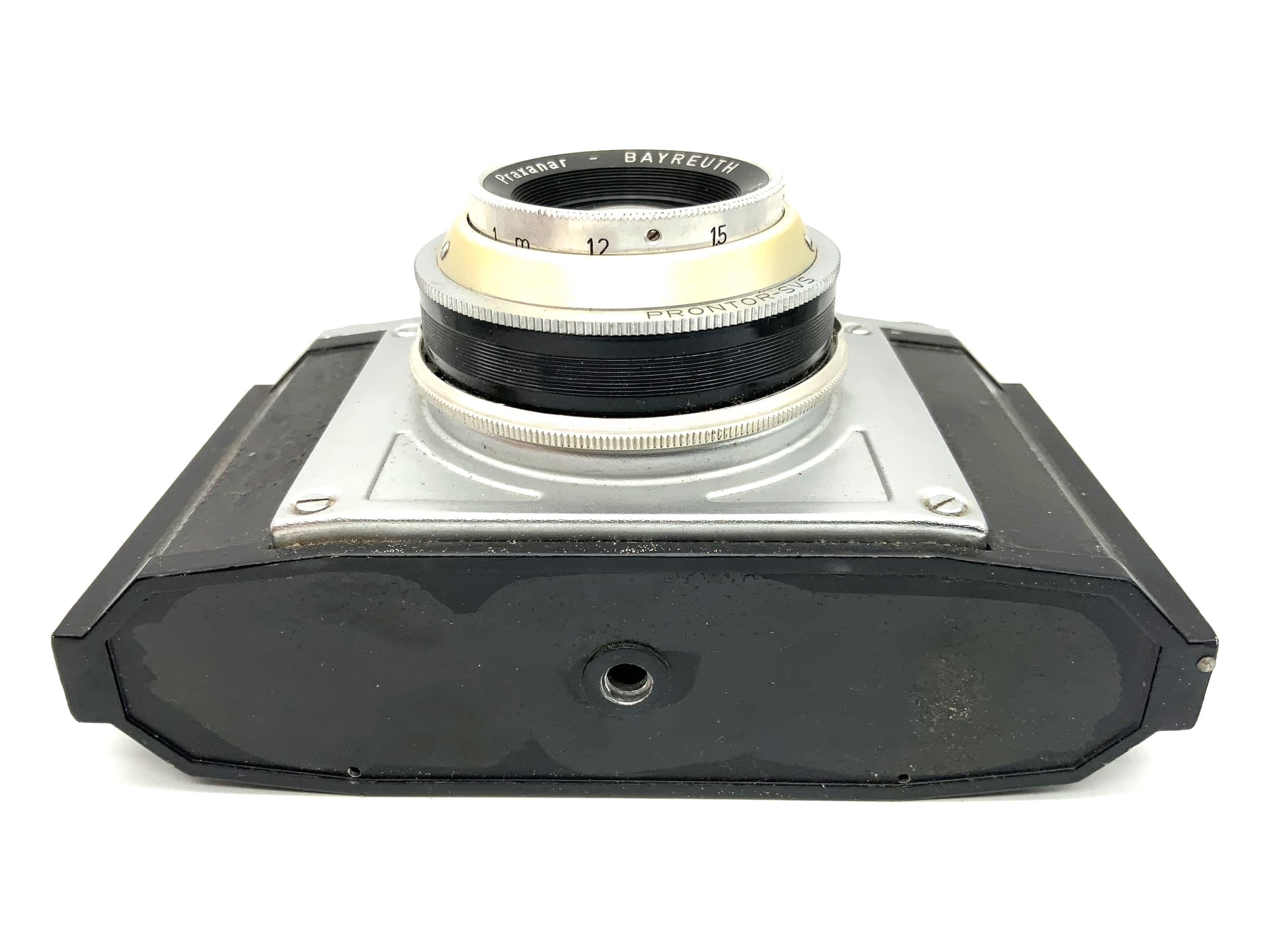 Braun Gloria viewfinder camera with Praxanar 1:2.9/75 red V Prontor-SVS analog camera