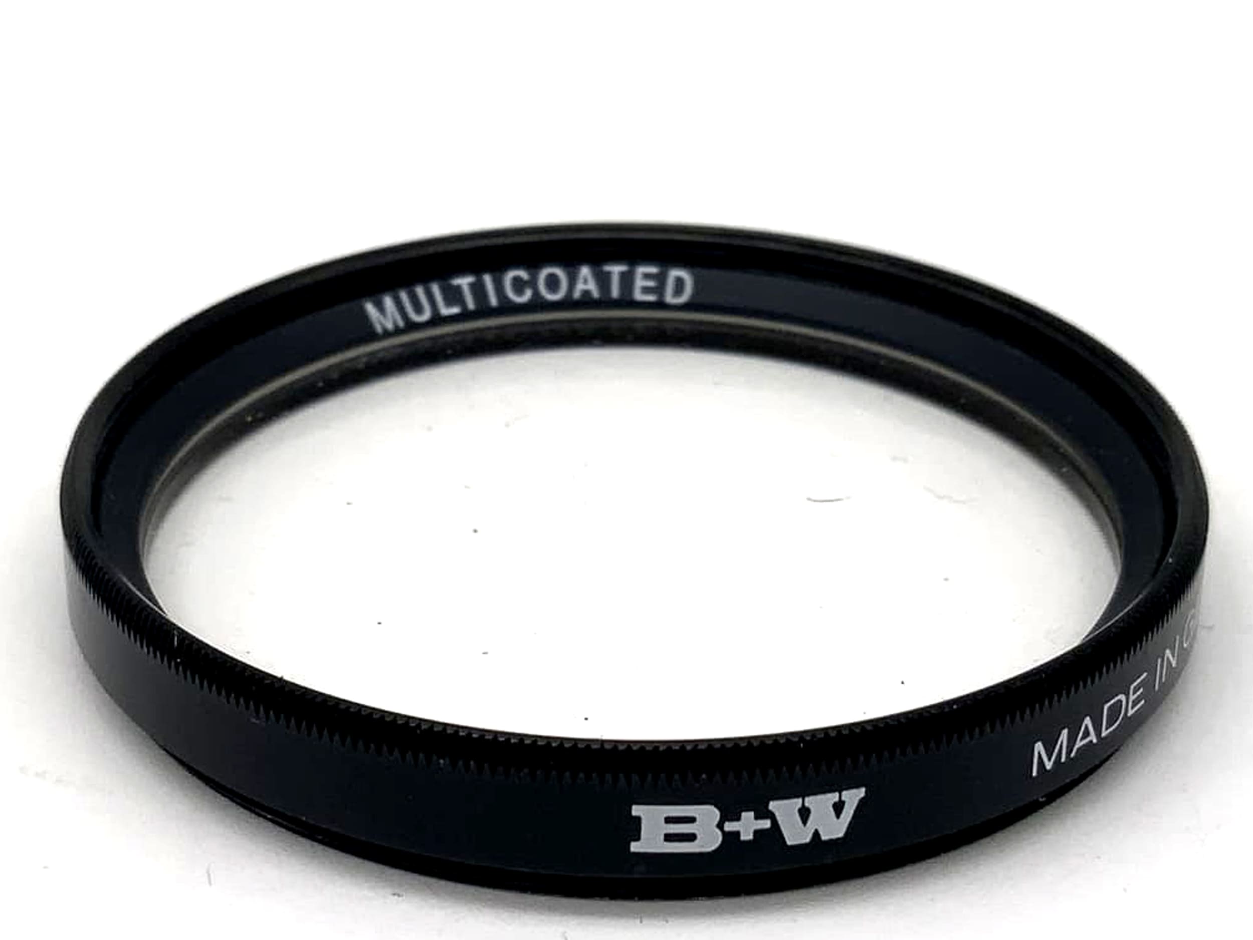 B+W UV Filter Multicoated 010 1x Filter 49mm Circular Filter Thread M49