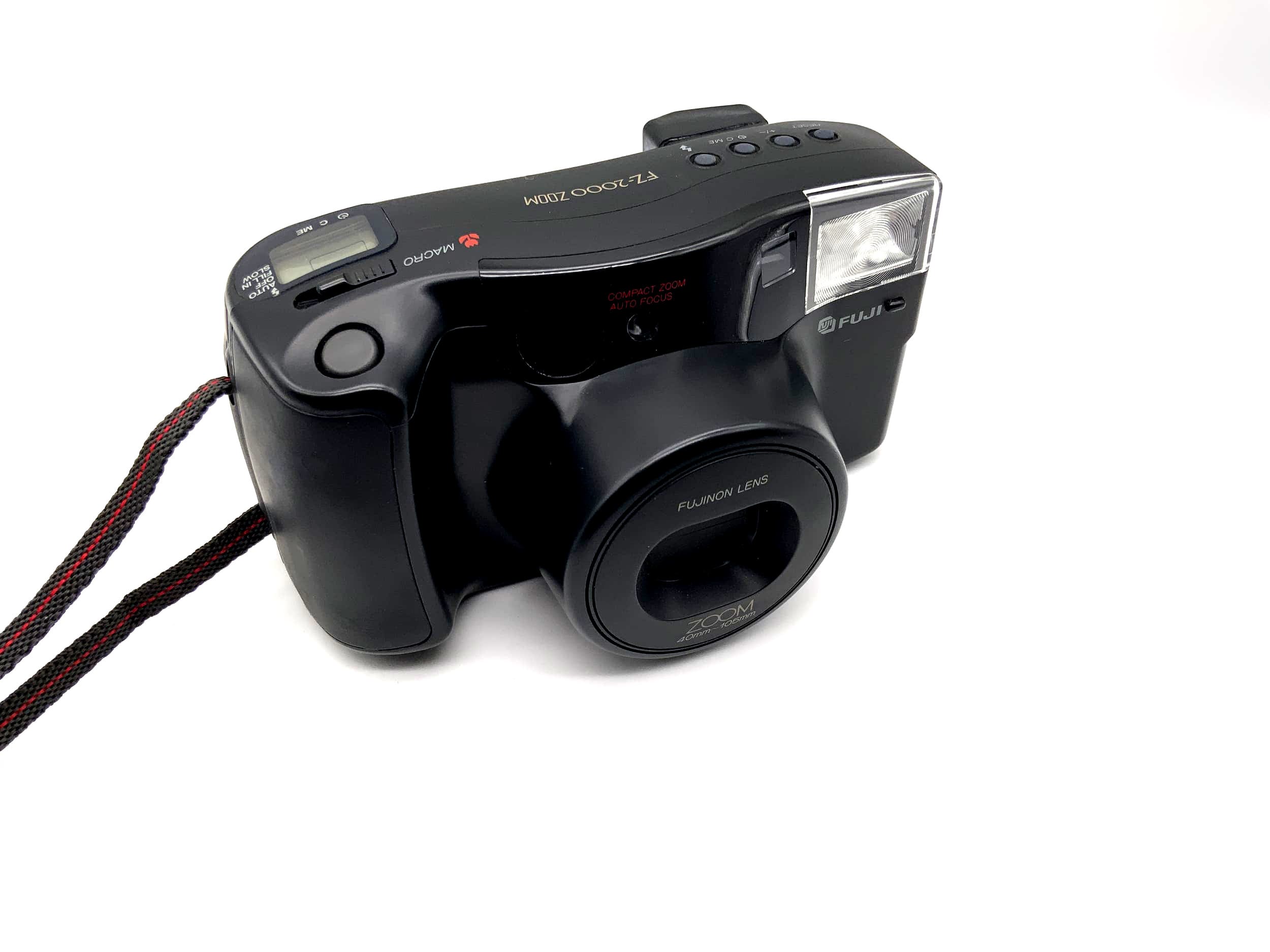 Fuji FZ-2000 Zoom Compact Camera Camera