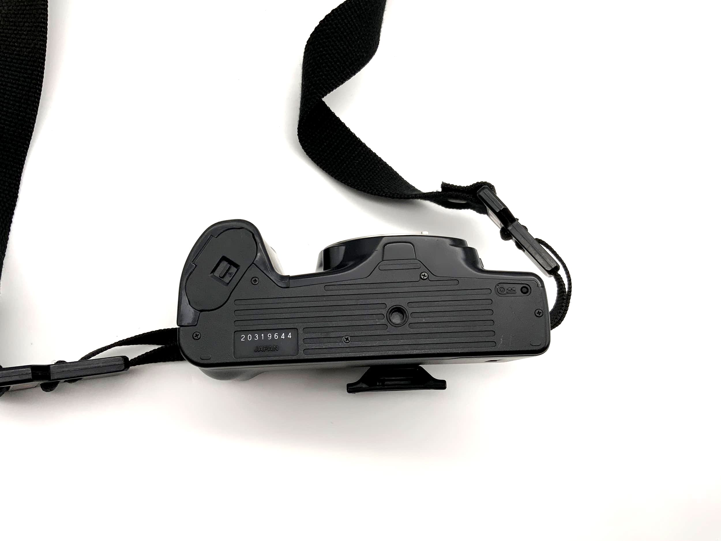 Minolta Dynax 3000i Body SLR Autofocus Analog SLR Camera AF