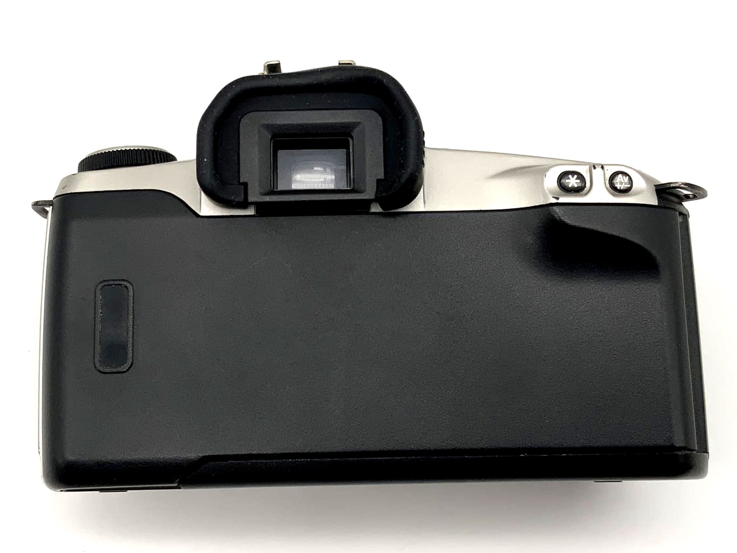 Canon EOS 500N SLR camera 35mm AF Autofocus Analog camera