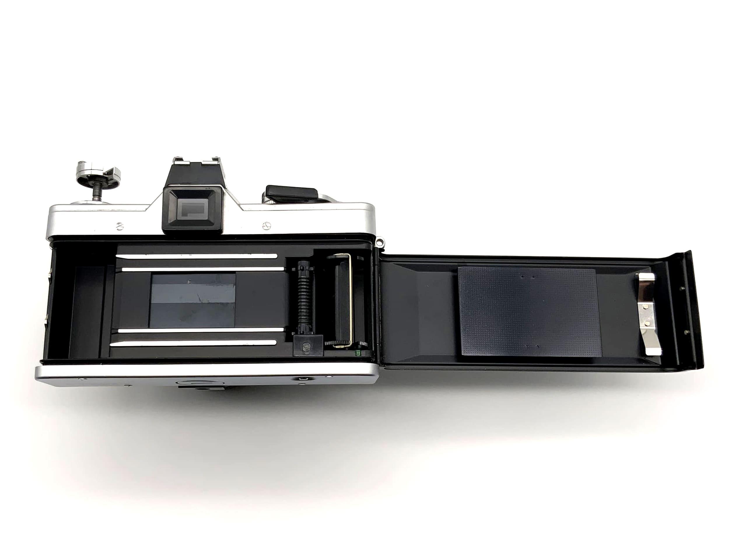 Pentacon Praktica LTL3 with 2.8 29mm lens, 35mm analog SLR camera