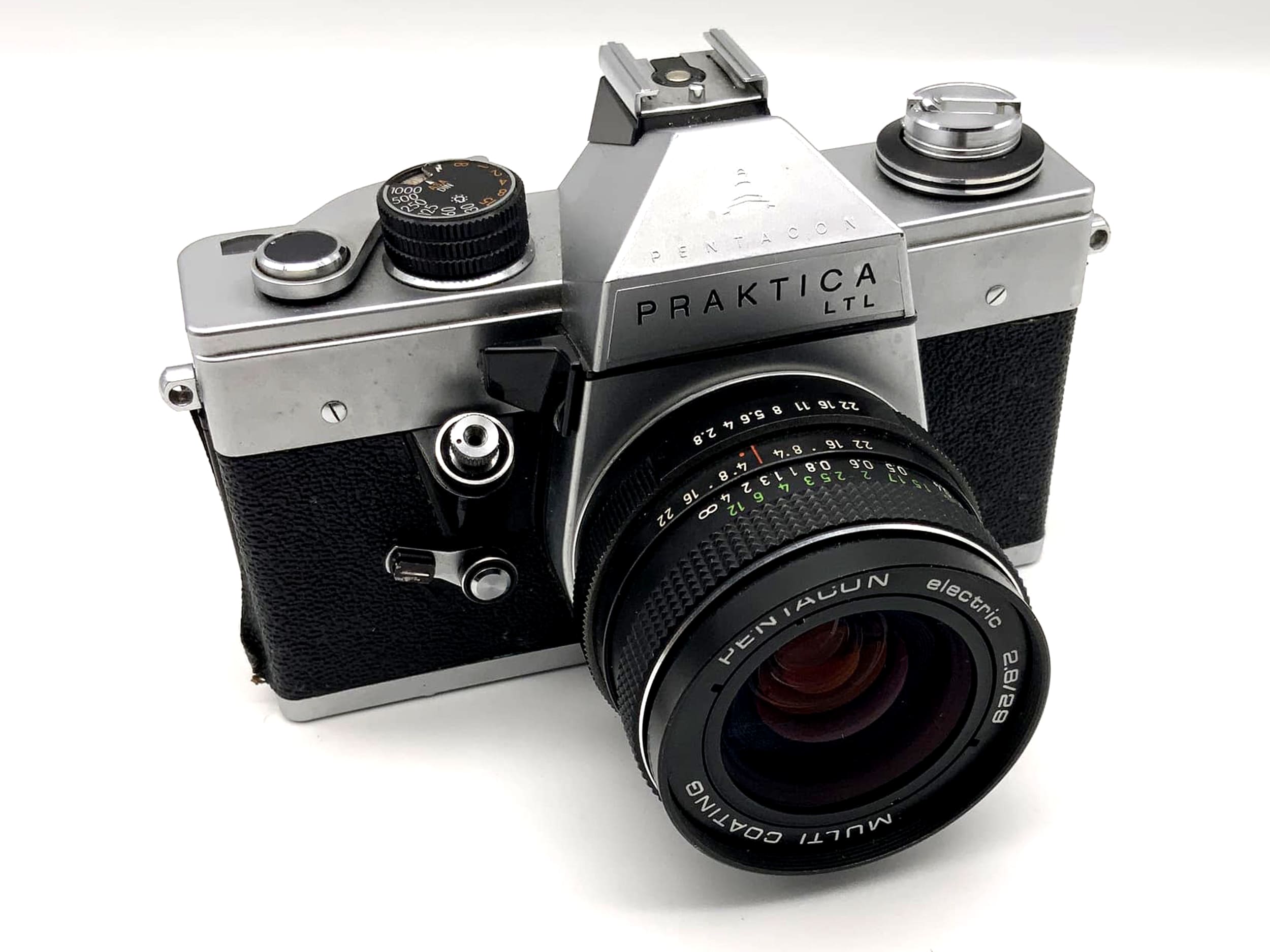 Pentacon Praktica LTL with 2.8 29mm lens, 35mm analog SLR camera