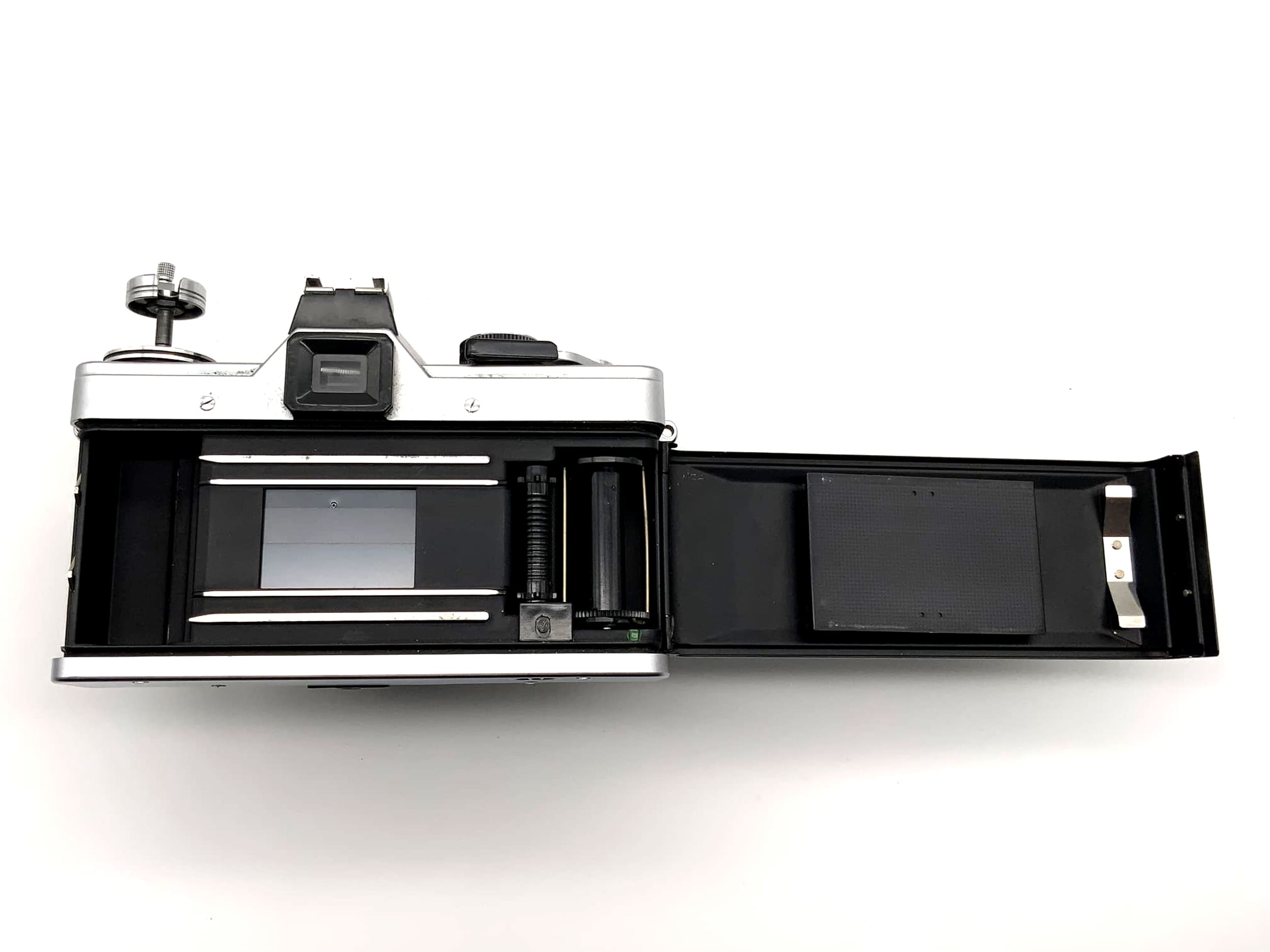 Pentacon Praktica L with 3.5 30mm lens SLR camera 35mm analog