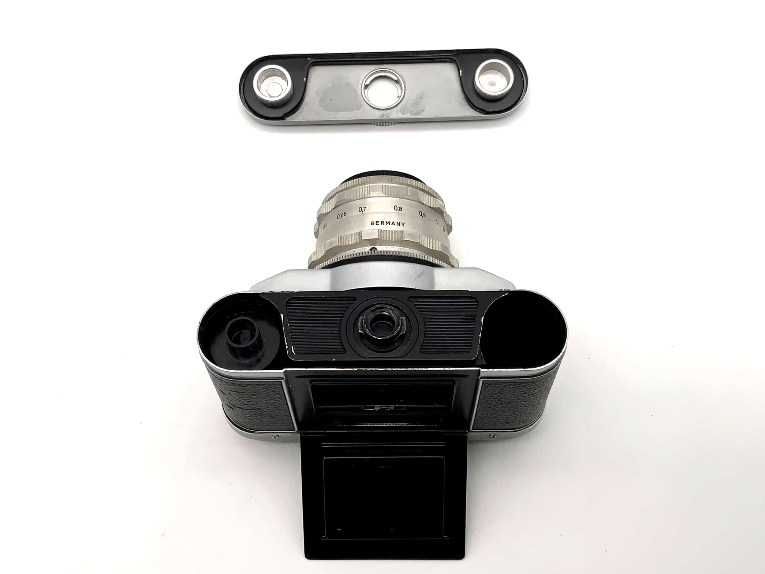Altissa Altix compact viewfinder camera, Carl Zeiss Tessar 2.8/50mm m35b