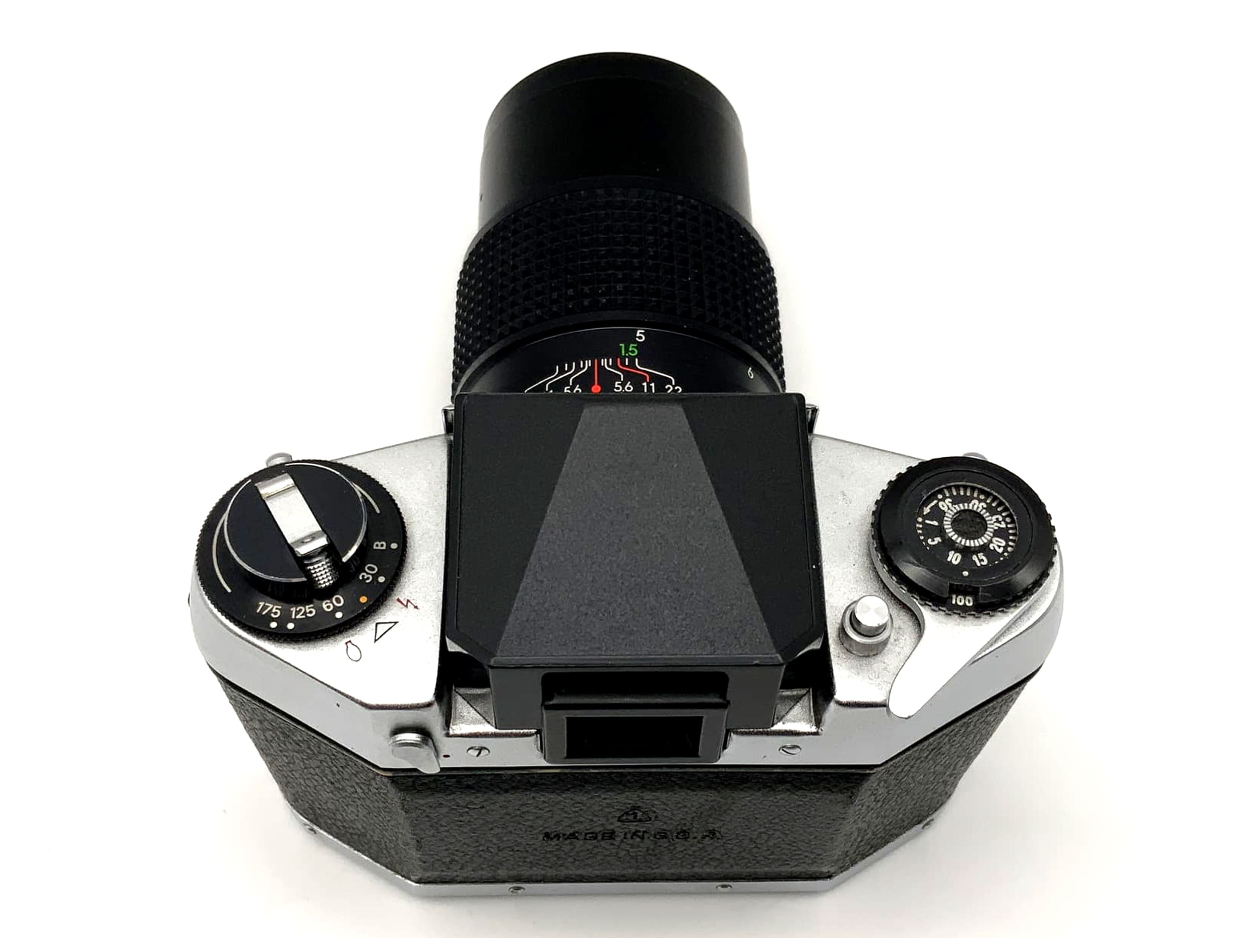 Exakta Exa 1b analog SLR camera with Revuenon 1:2.8 135mm lens