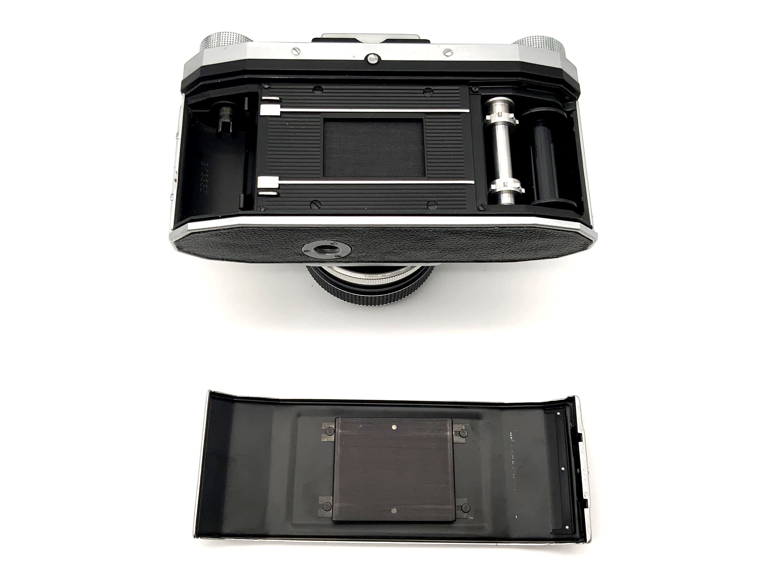 Pentacon Praktica FX 2 analog SLR camera Varexon 1:2.8 35mm lens