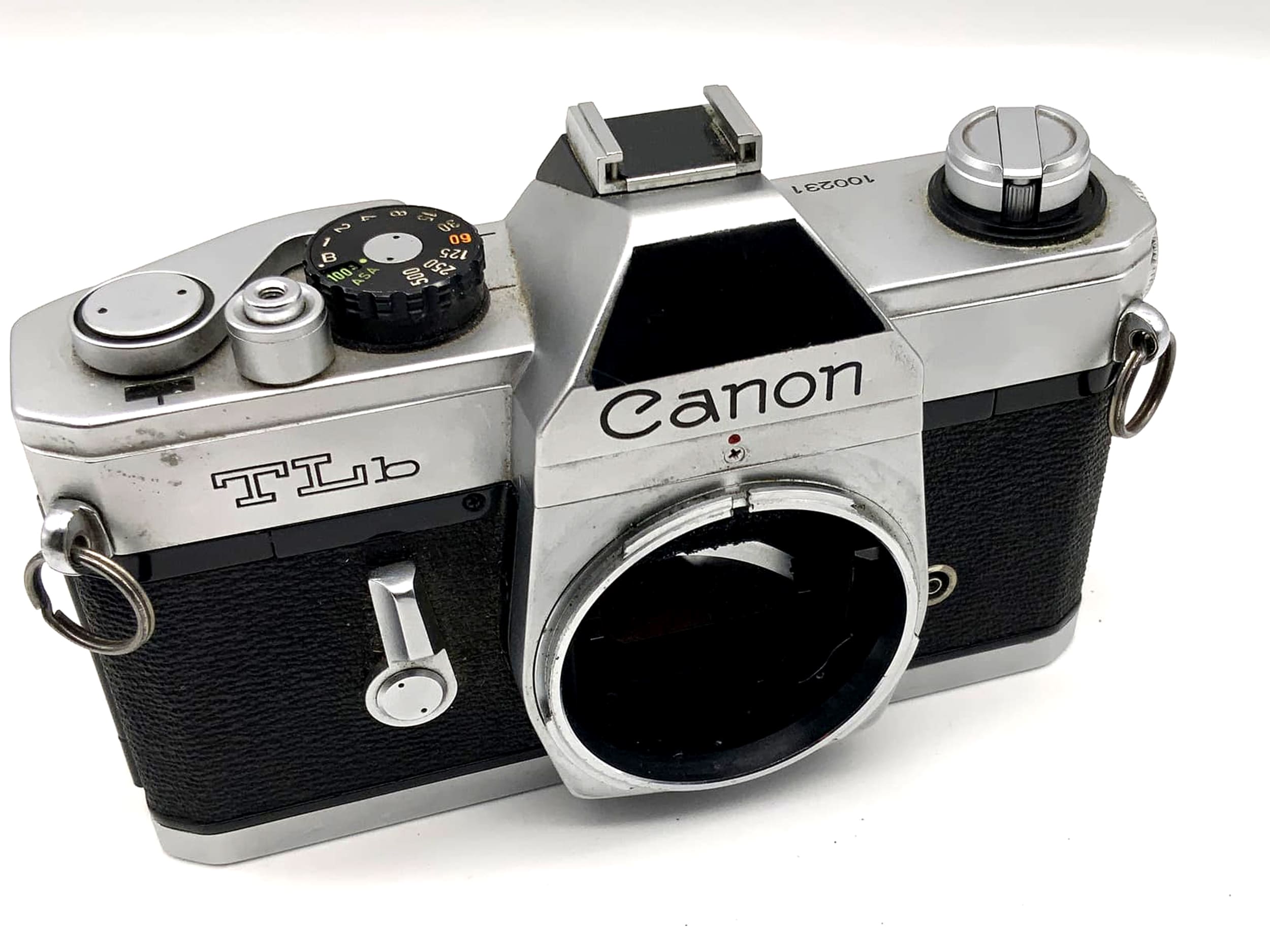 Canon TL b QL 35mm analog SLR camera body (Canon FD)