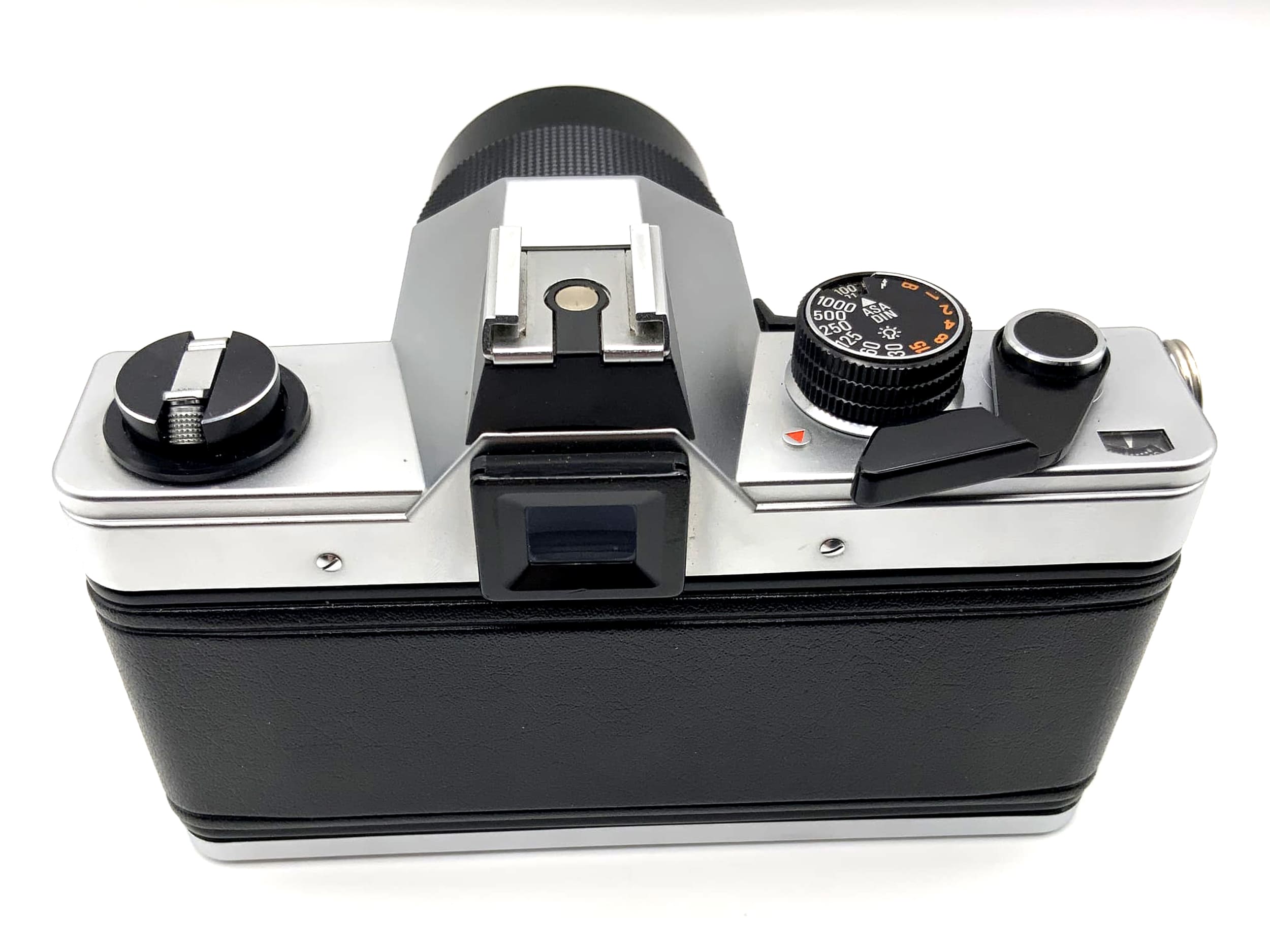 Pentacon Praktica Super TL 1000 with Porst Tele MC 1:2.8 135mm lens