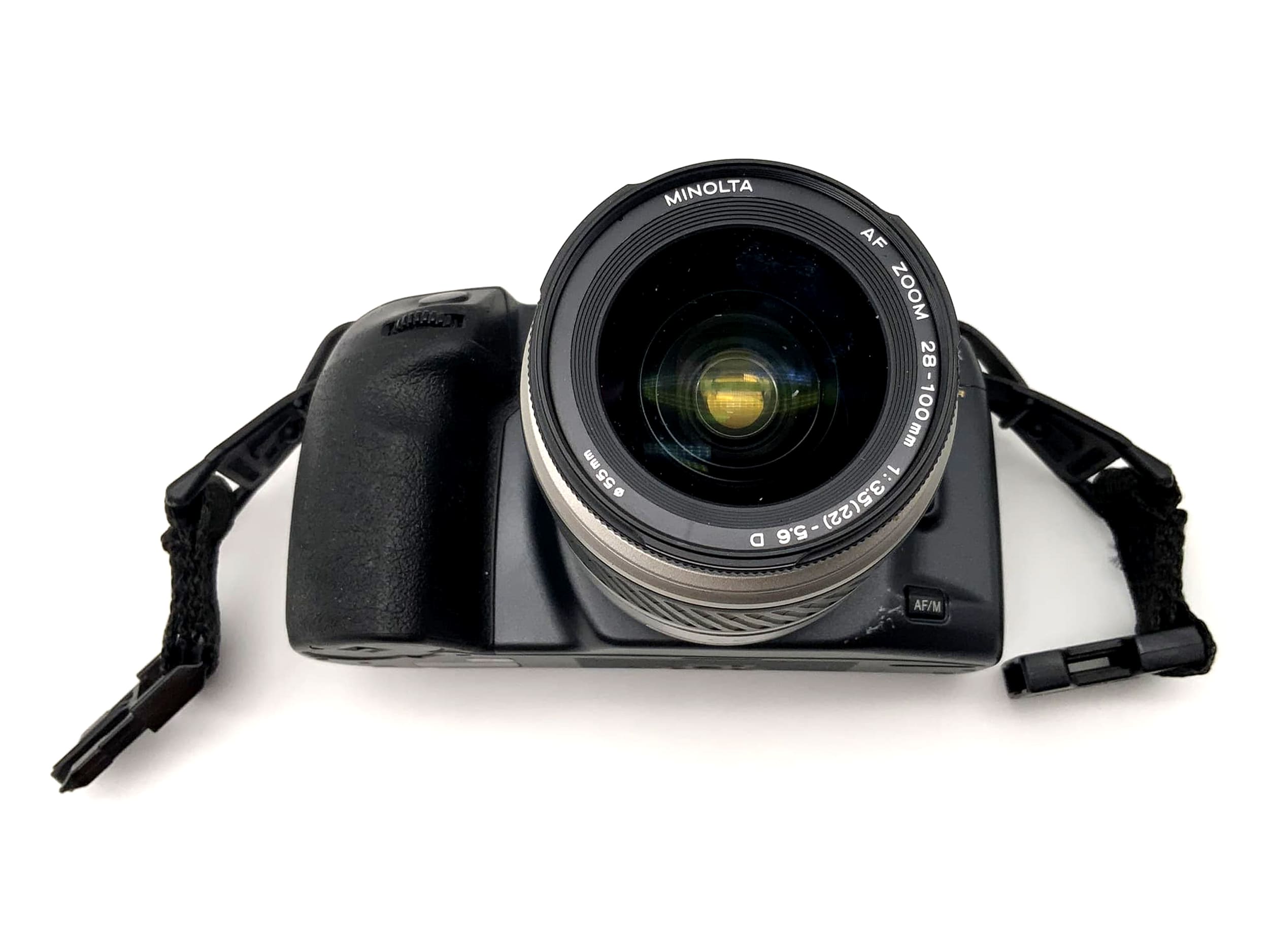 Minolta Dynax 500 si SLR camera with AF Zoom 28-100mm 1:3.5-5.6 lens