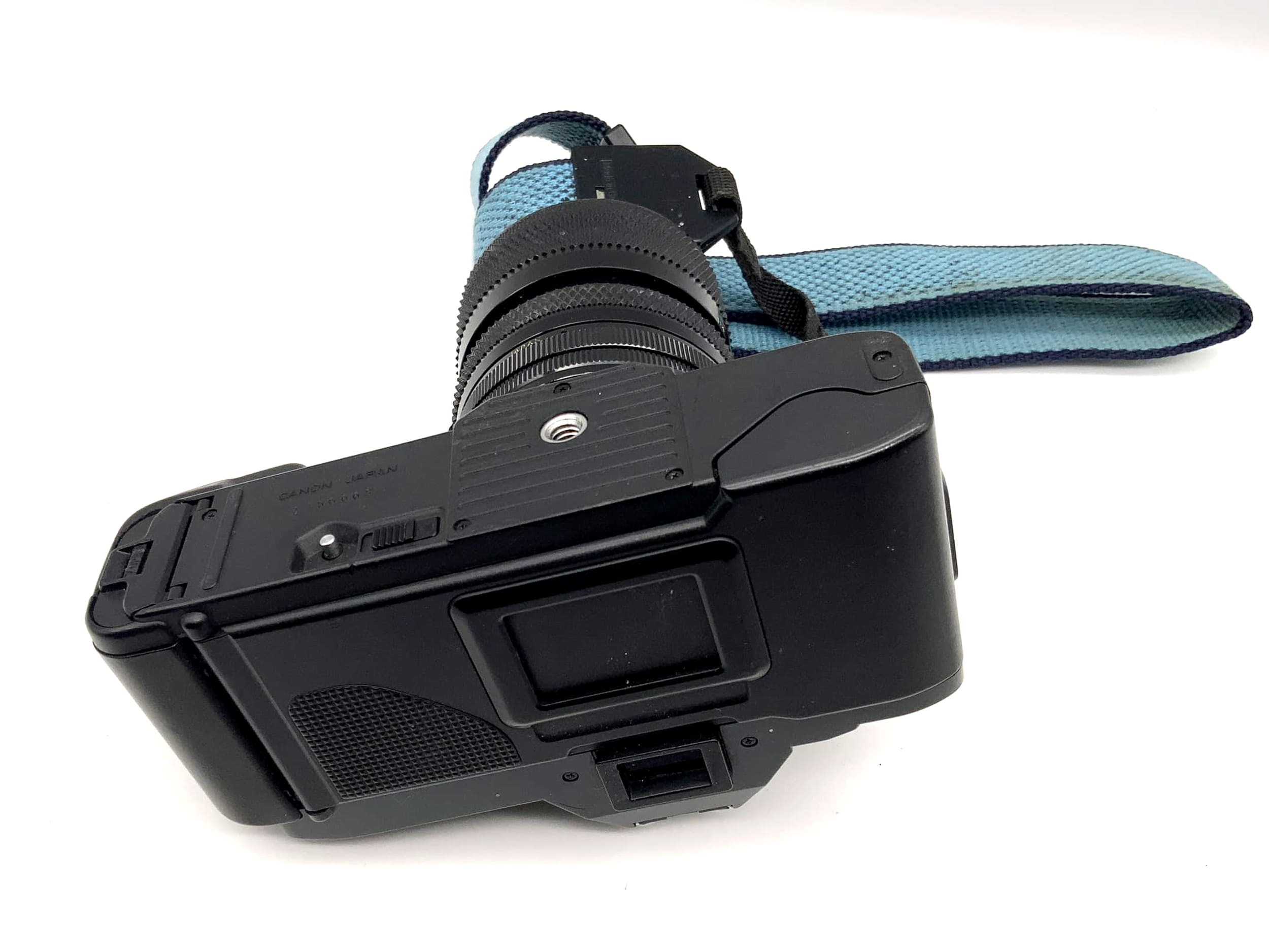 Canon T70 analog SLR camera with Soligor S/M 28-70mm 1:3.9-4.8 lens