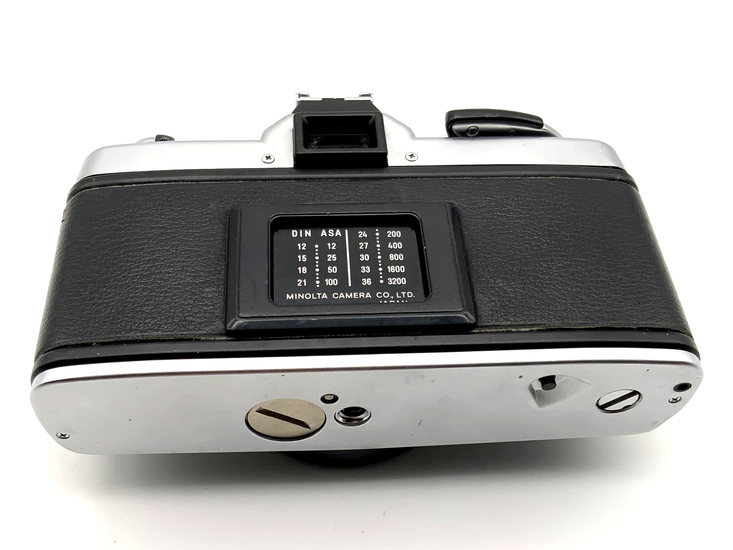 Minolta XG2 XG 2 35mm analog SLR camera body