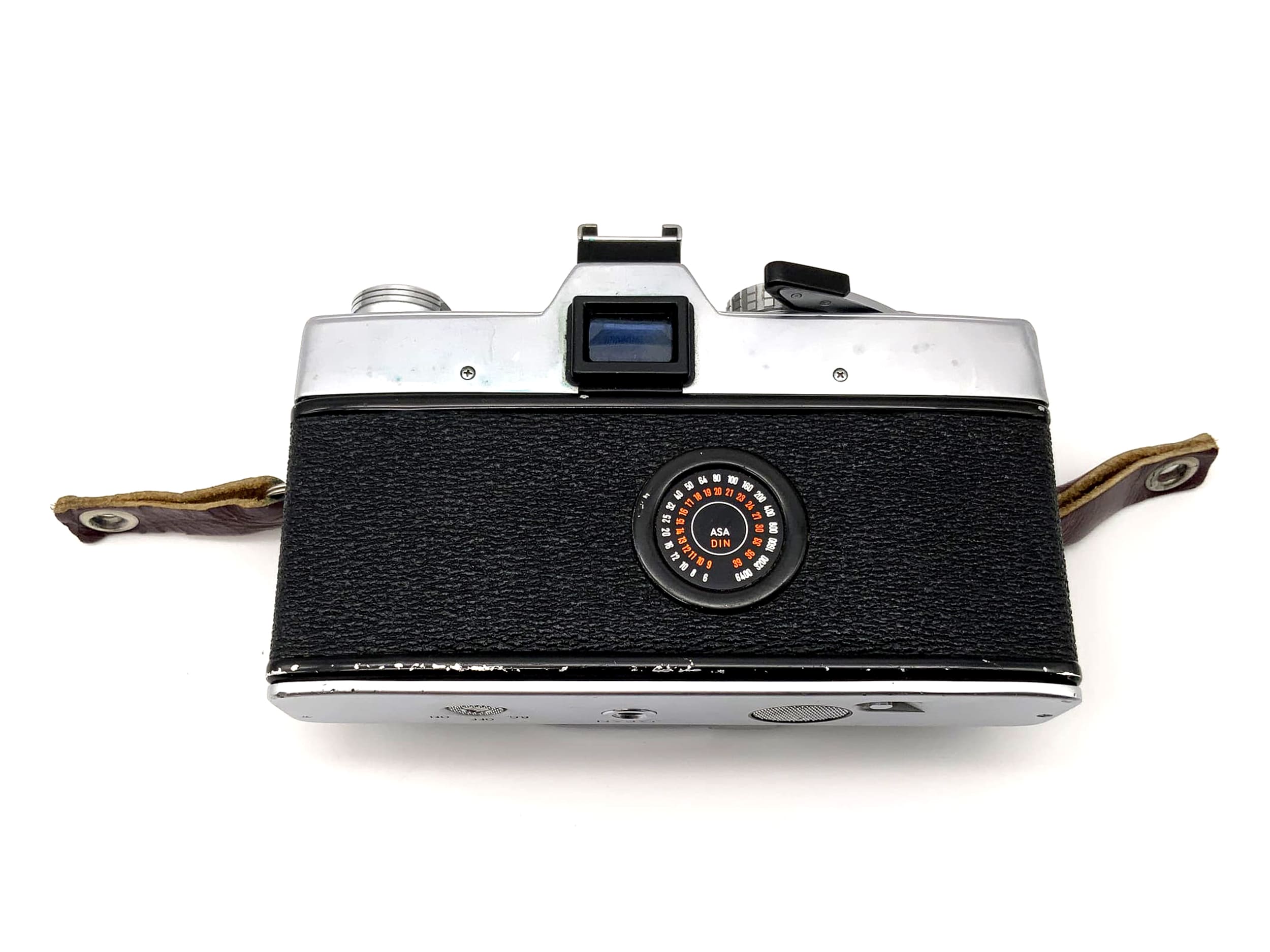 Minolta SRT 101 35mm analog SLR camera body