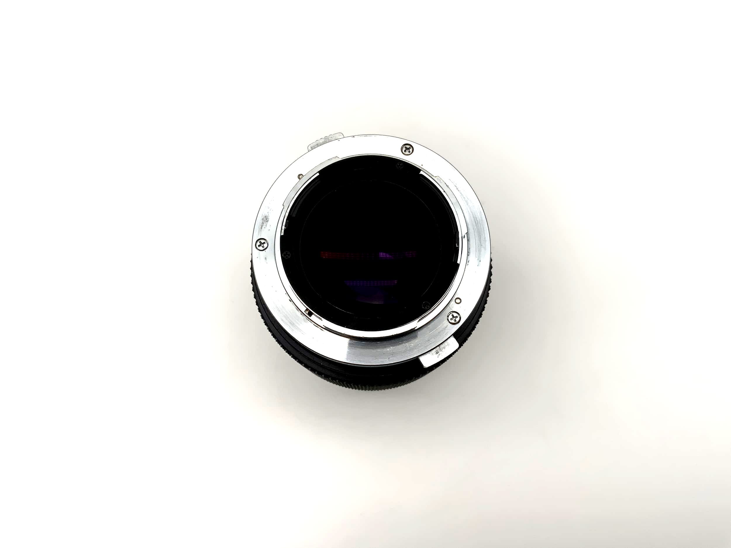 Olympus OM system Zuiko MC Auto-T 200 mm 1:4 lens analog