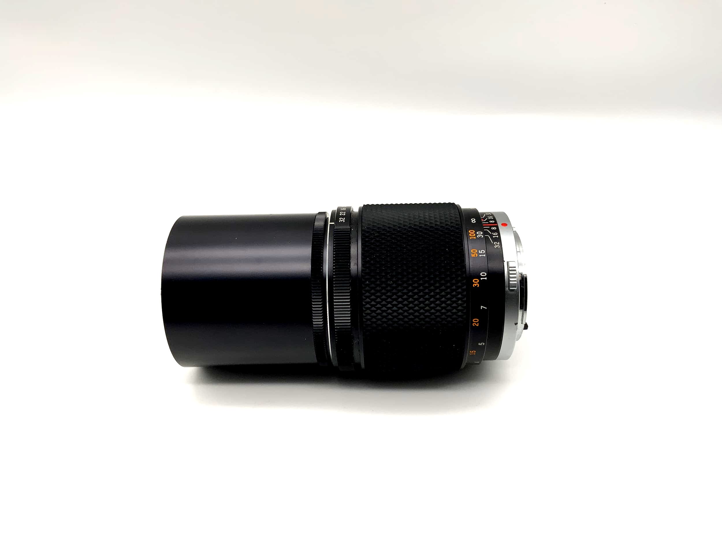 Olympus OM system Zuiko MC Auto-T 200 mm 1:4 lens analog