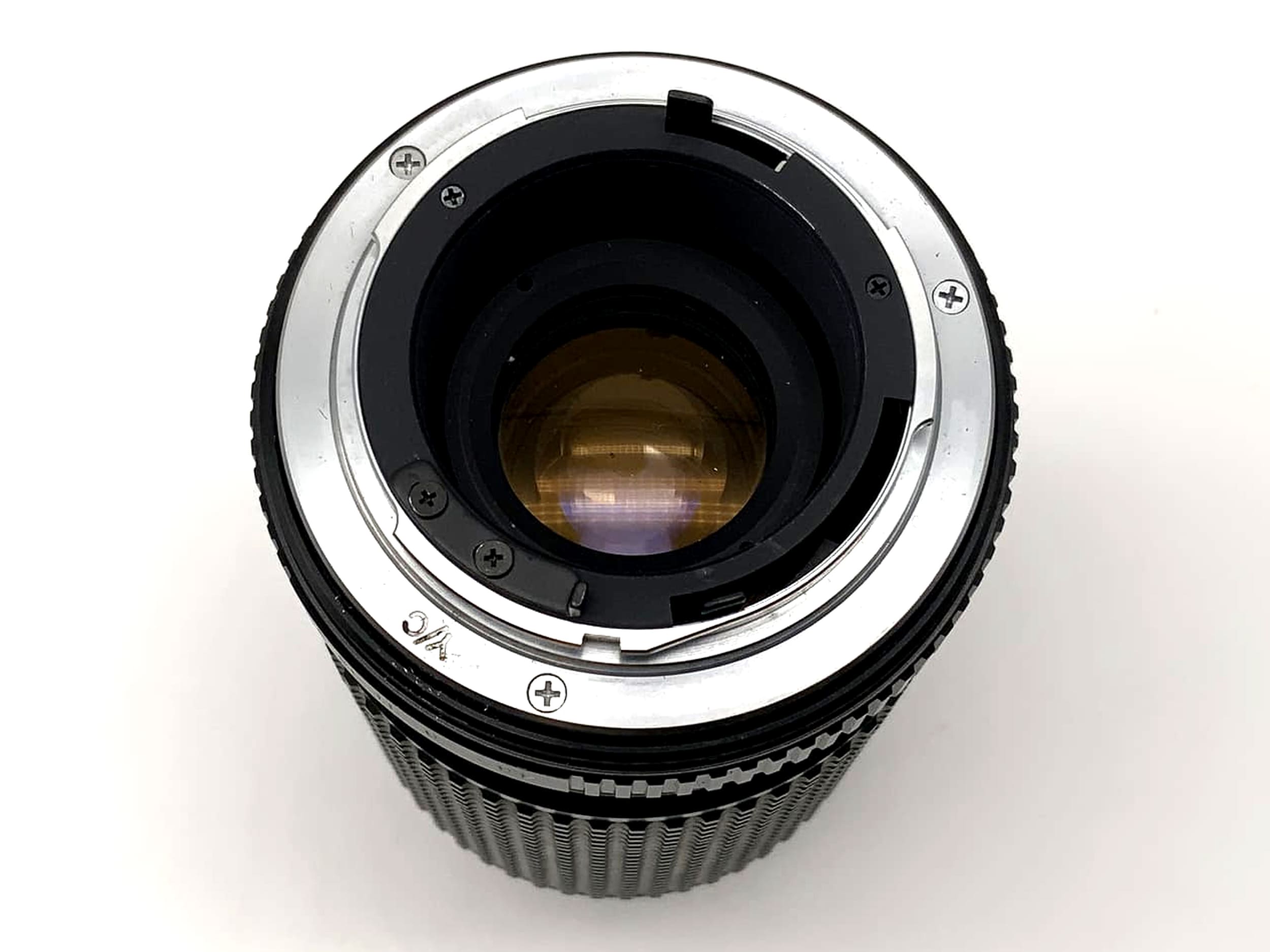 Tokina RMC 1:4.5 80-200mm analog lens (Yashica Contax C/Y)