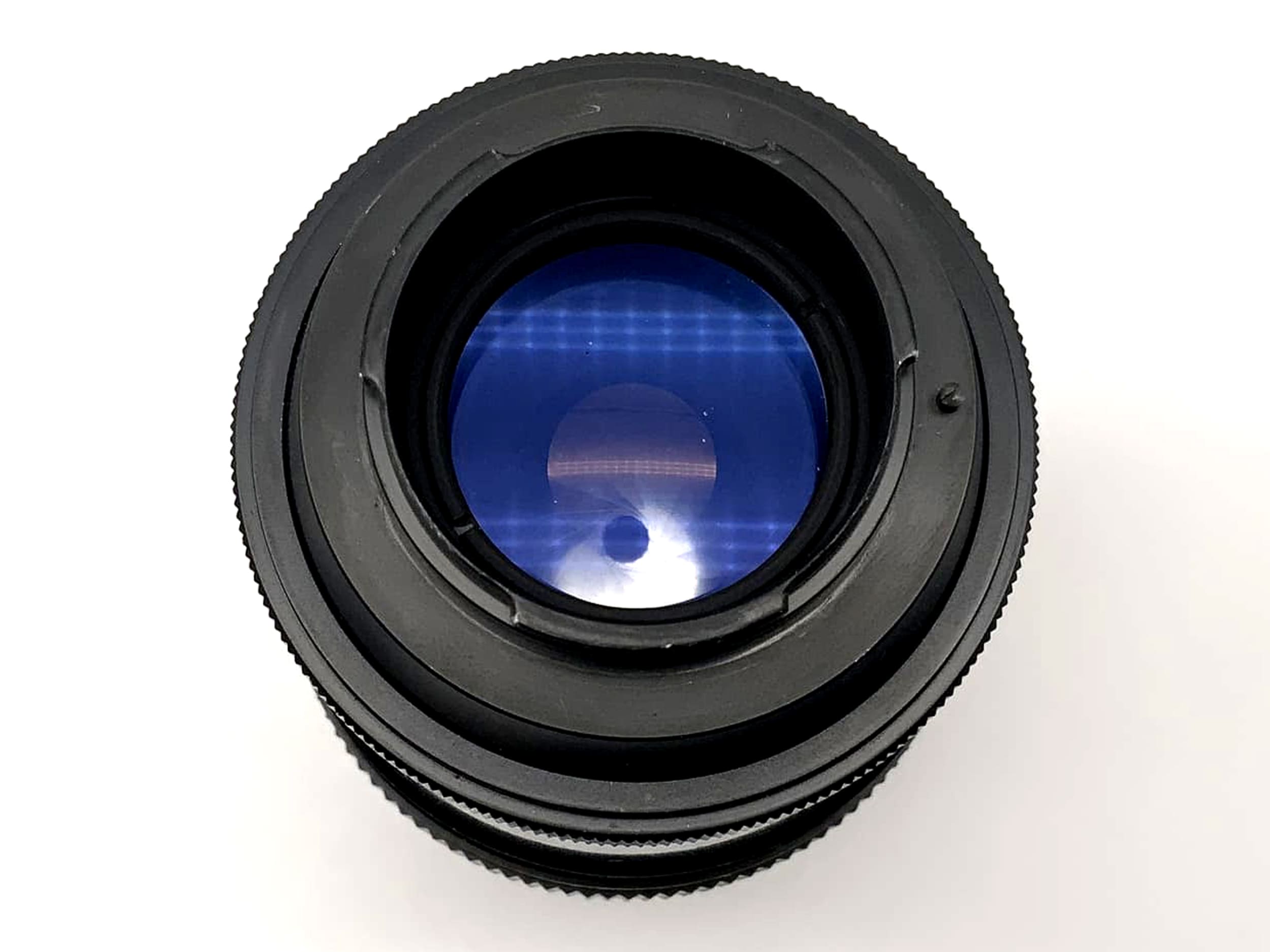 Pentacon f/4 200mm telephoto lens, analog 15-blade Exa mount 4/200 GDR