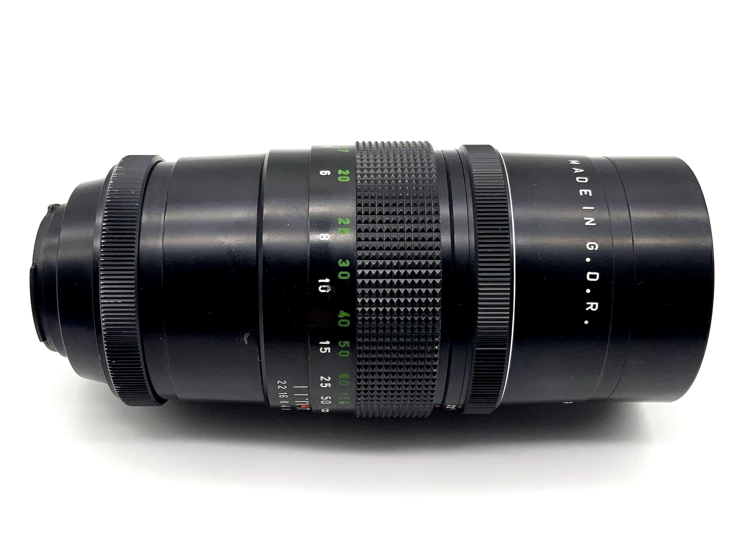 Pentacon f/4 200mm telephoto lens, analog 15-blade Exa mount 4/200 GDR