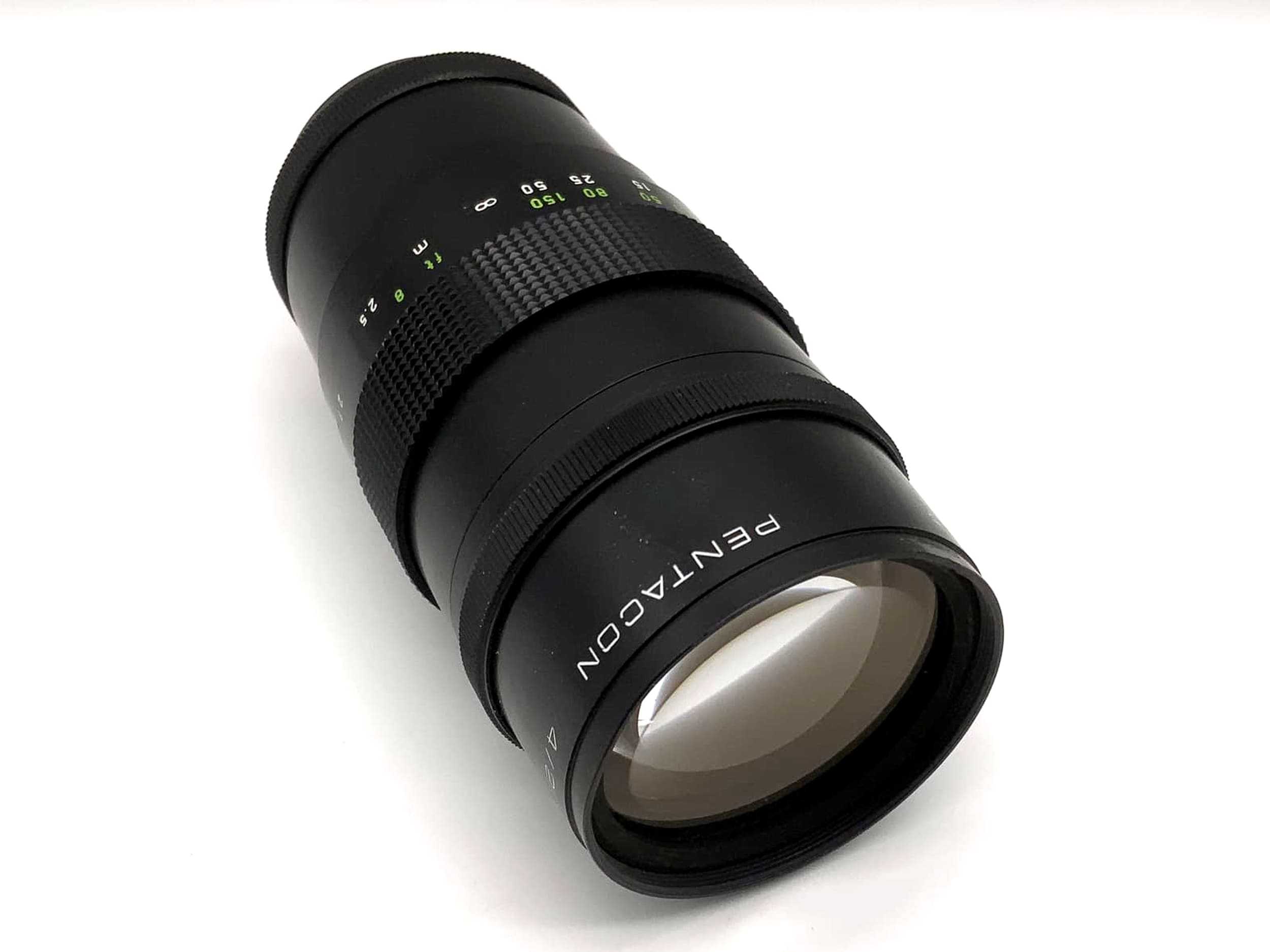 Pentacon f/4 200mm telephoto lens, analog 15-blade Exa mount 4/200 GDR