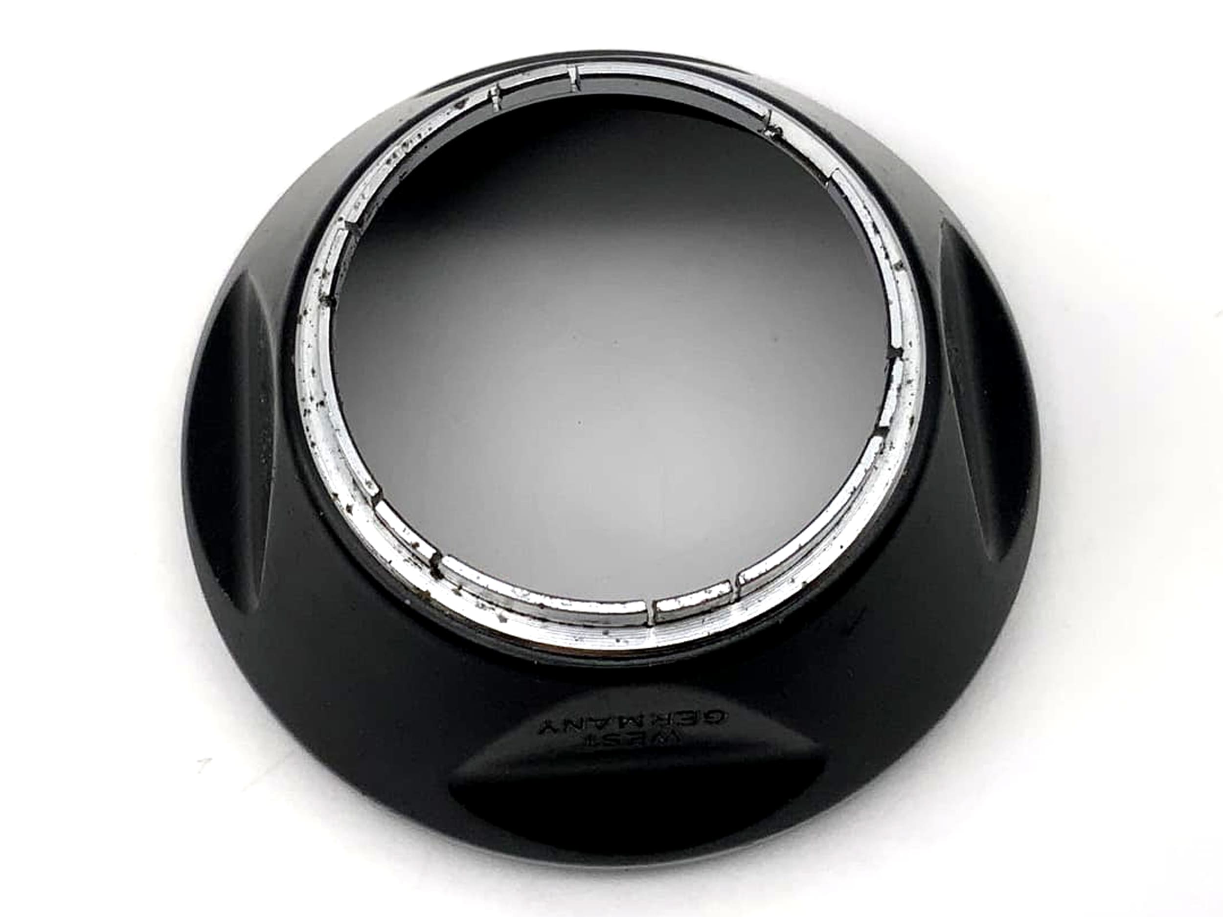 Voigtländer 310/32 32mm lens hood