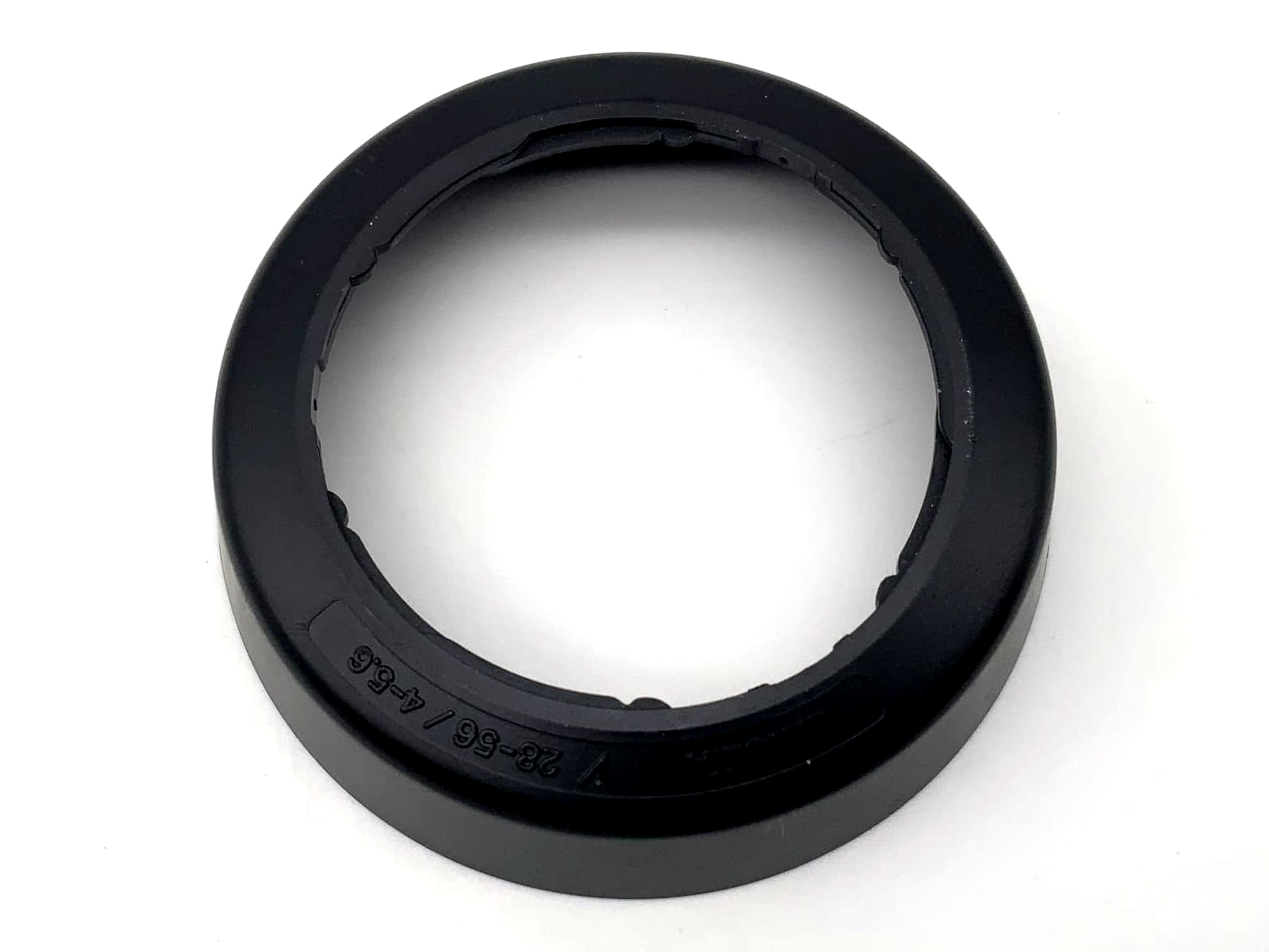 Minolta V 28-56 / 4-5.6 Vectis 28-56mm lens hood